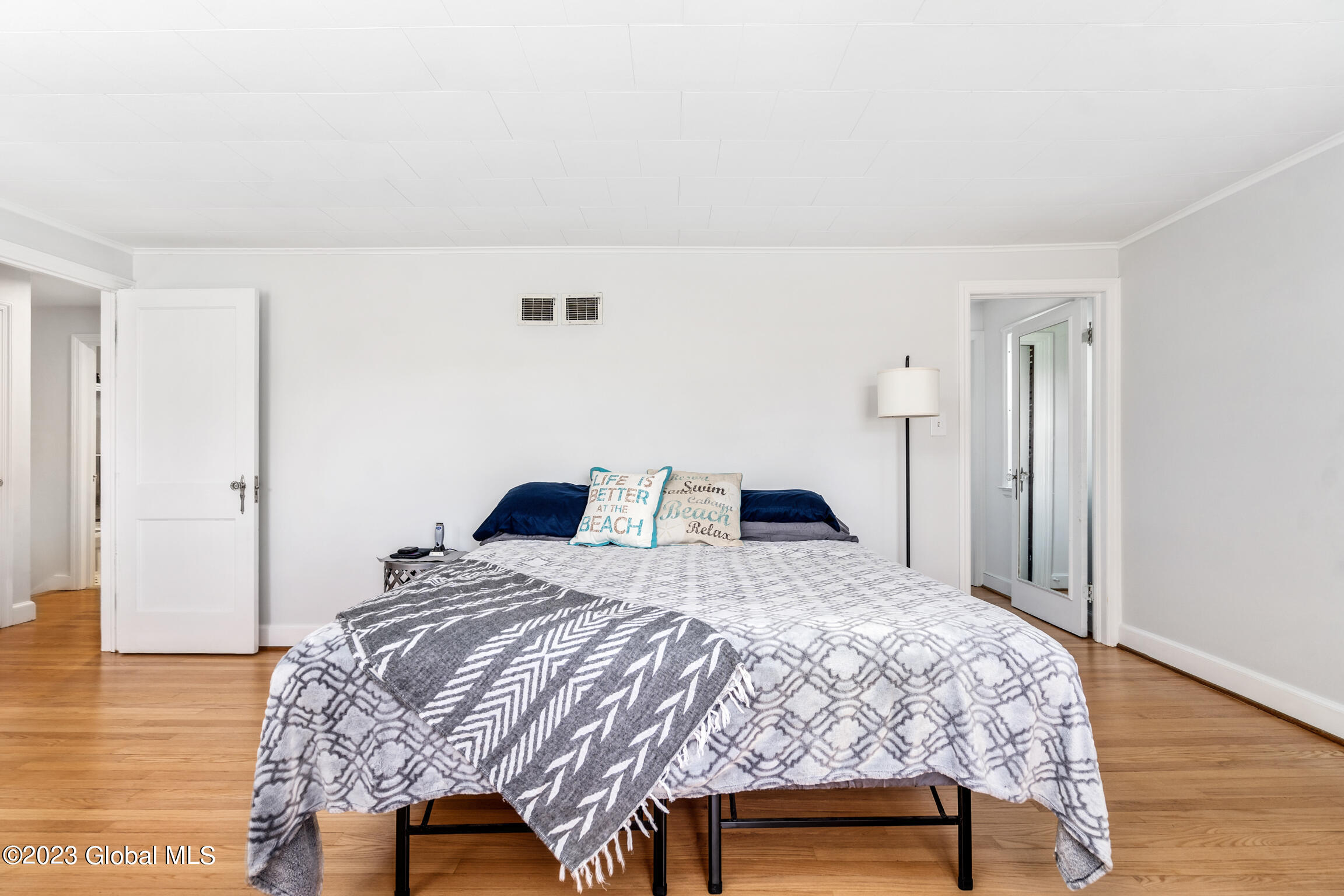 101 W Fourth Avenue