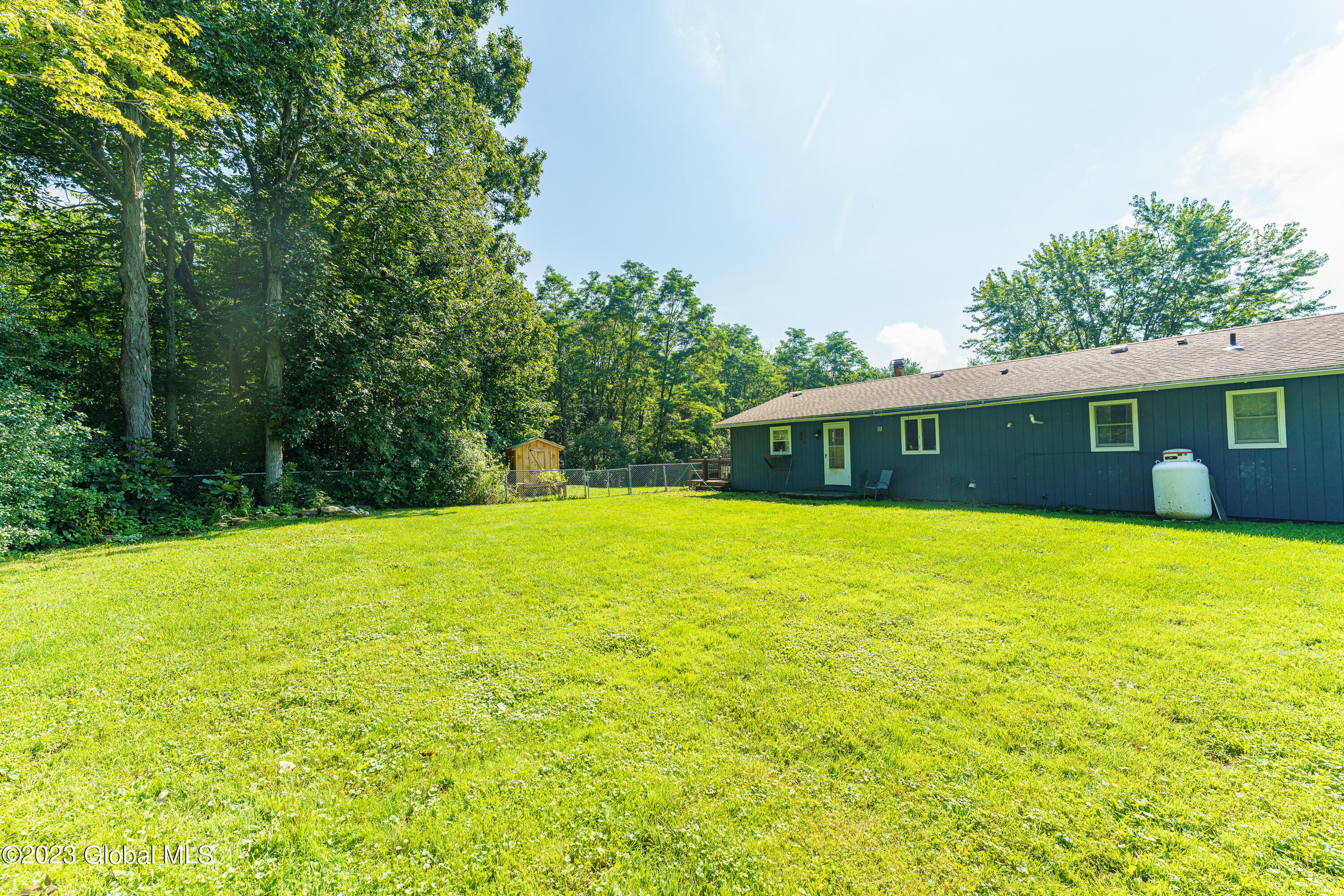 1554 Thompsons Lake Road