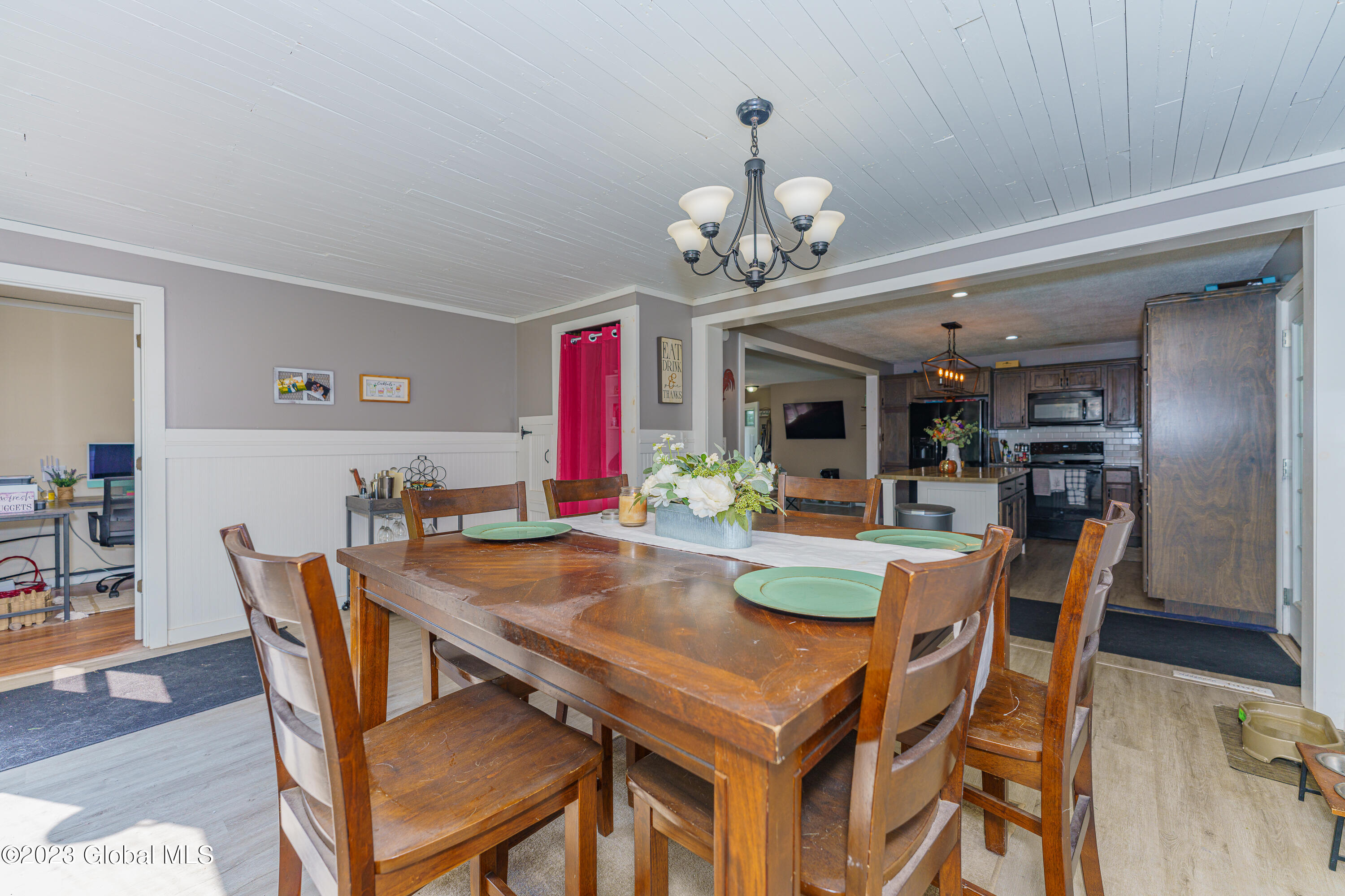 1554 Thompsons Lake Road