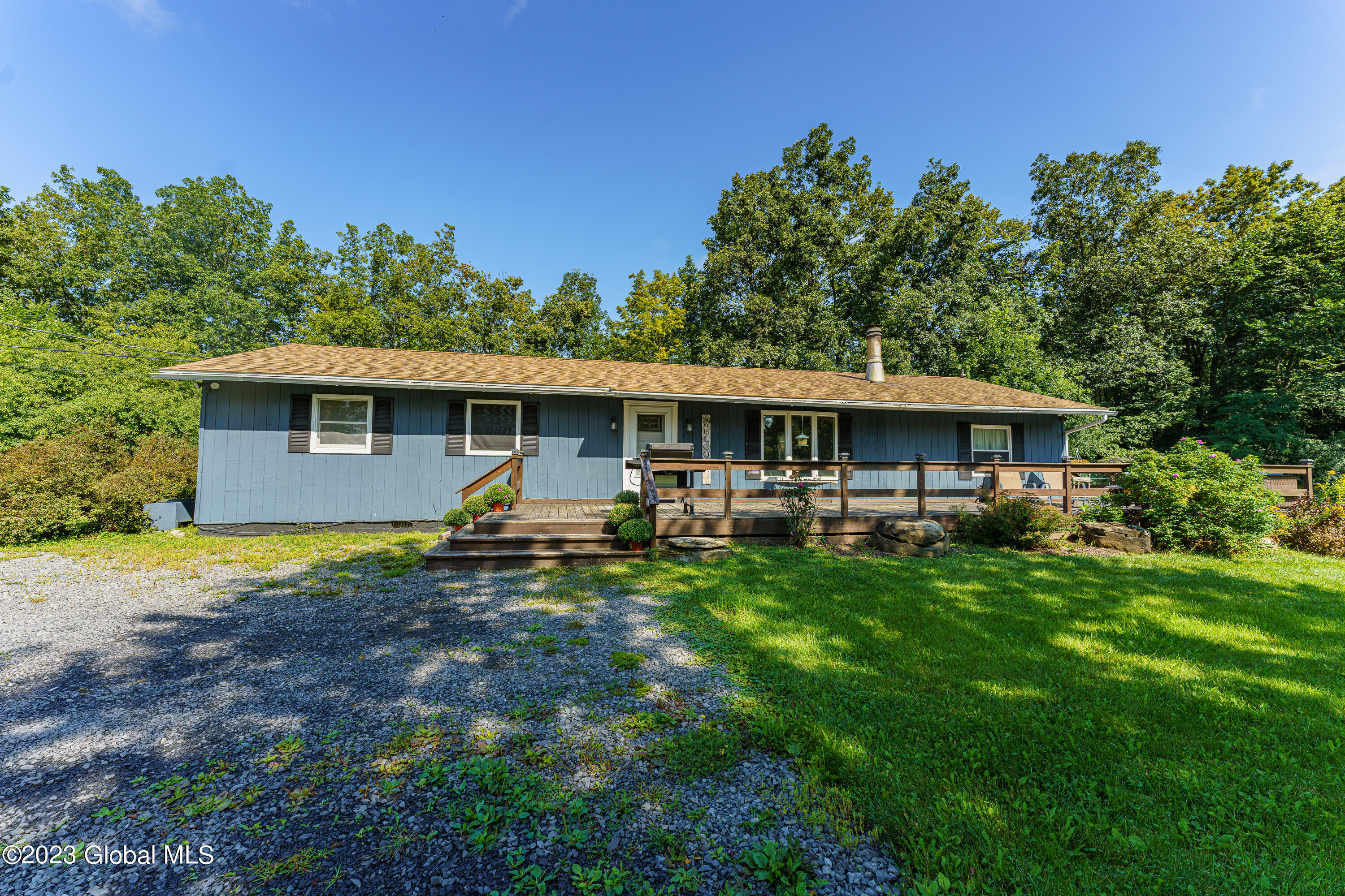 1554 Thompsons Lake Road