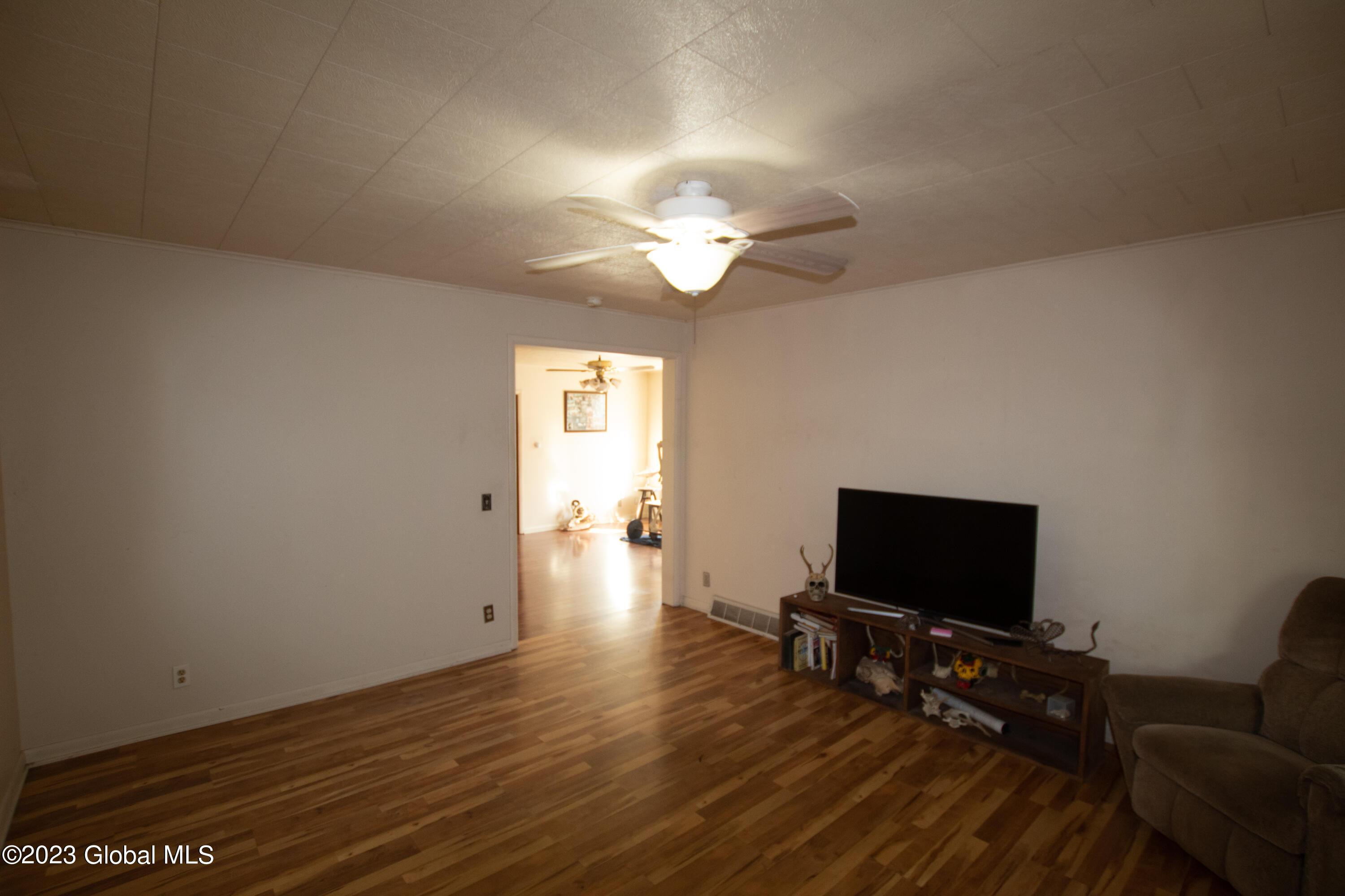 74 W 8th Avenue