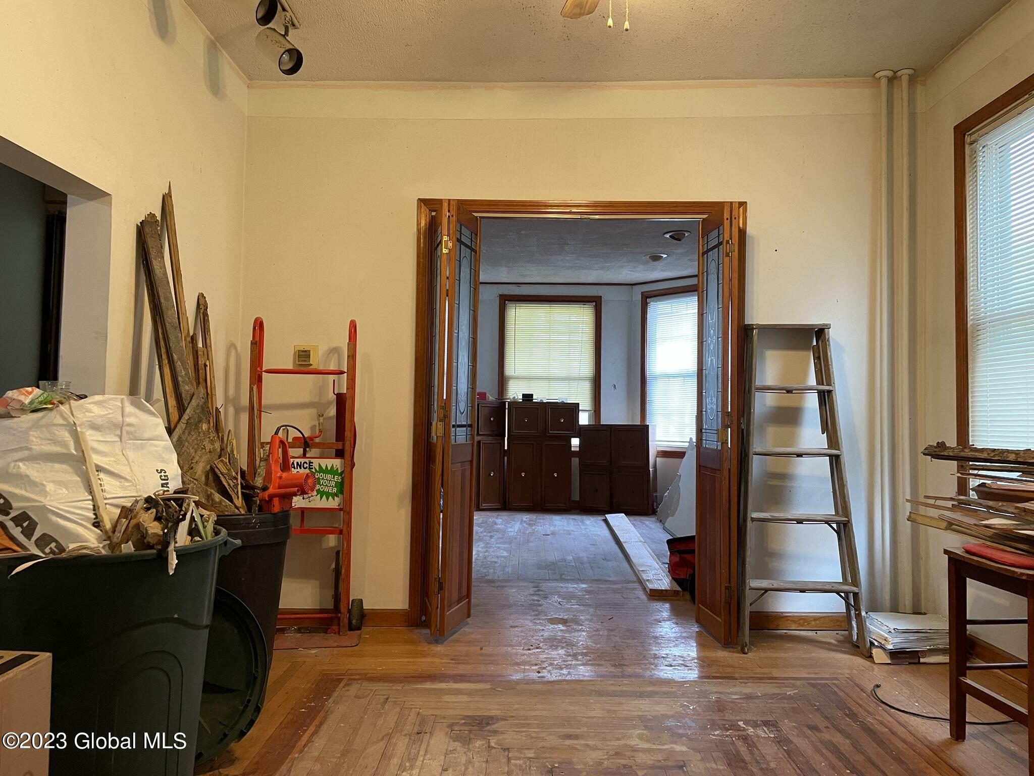 92 N Allen Street