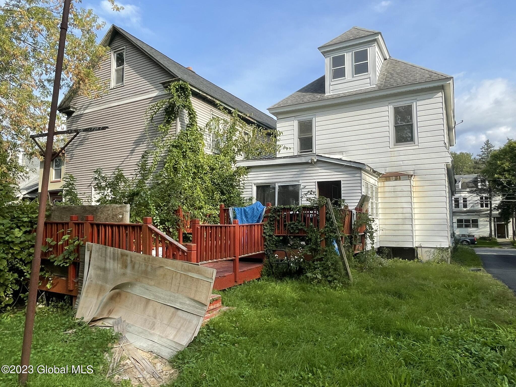 92 N Allen Street