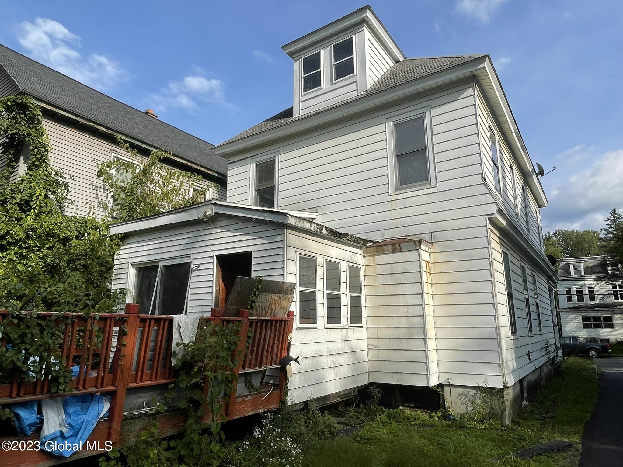 92 N Allen Street