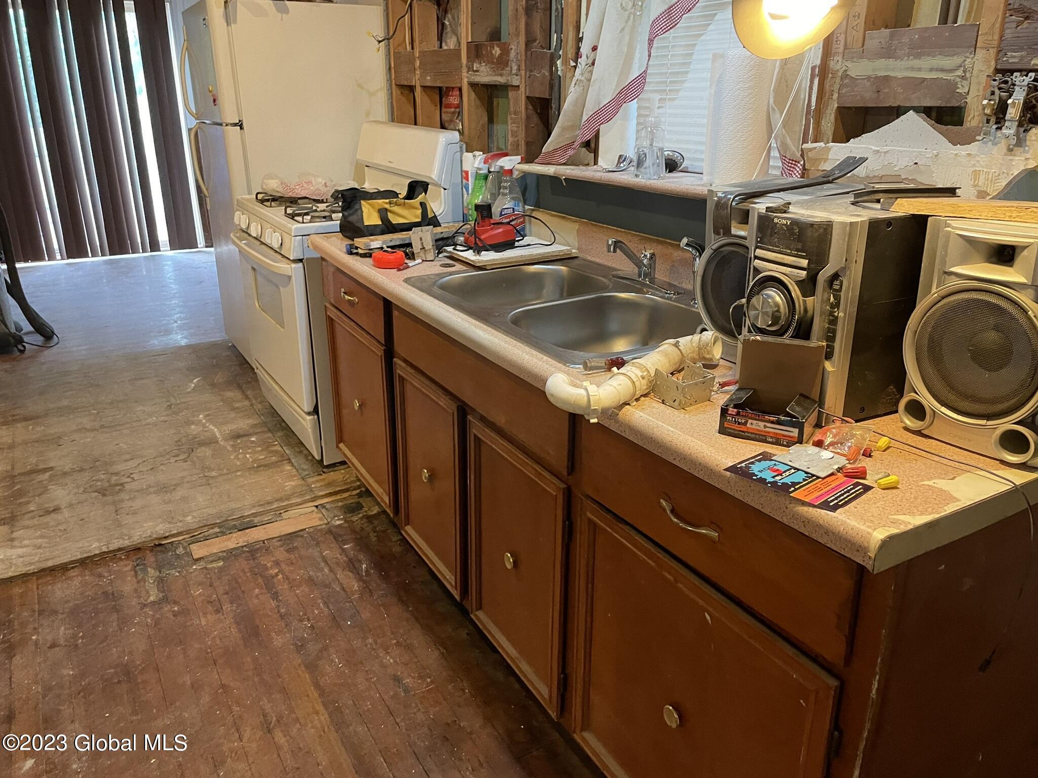 92 N Allen Street