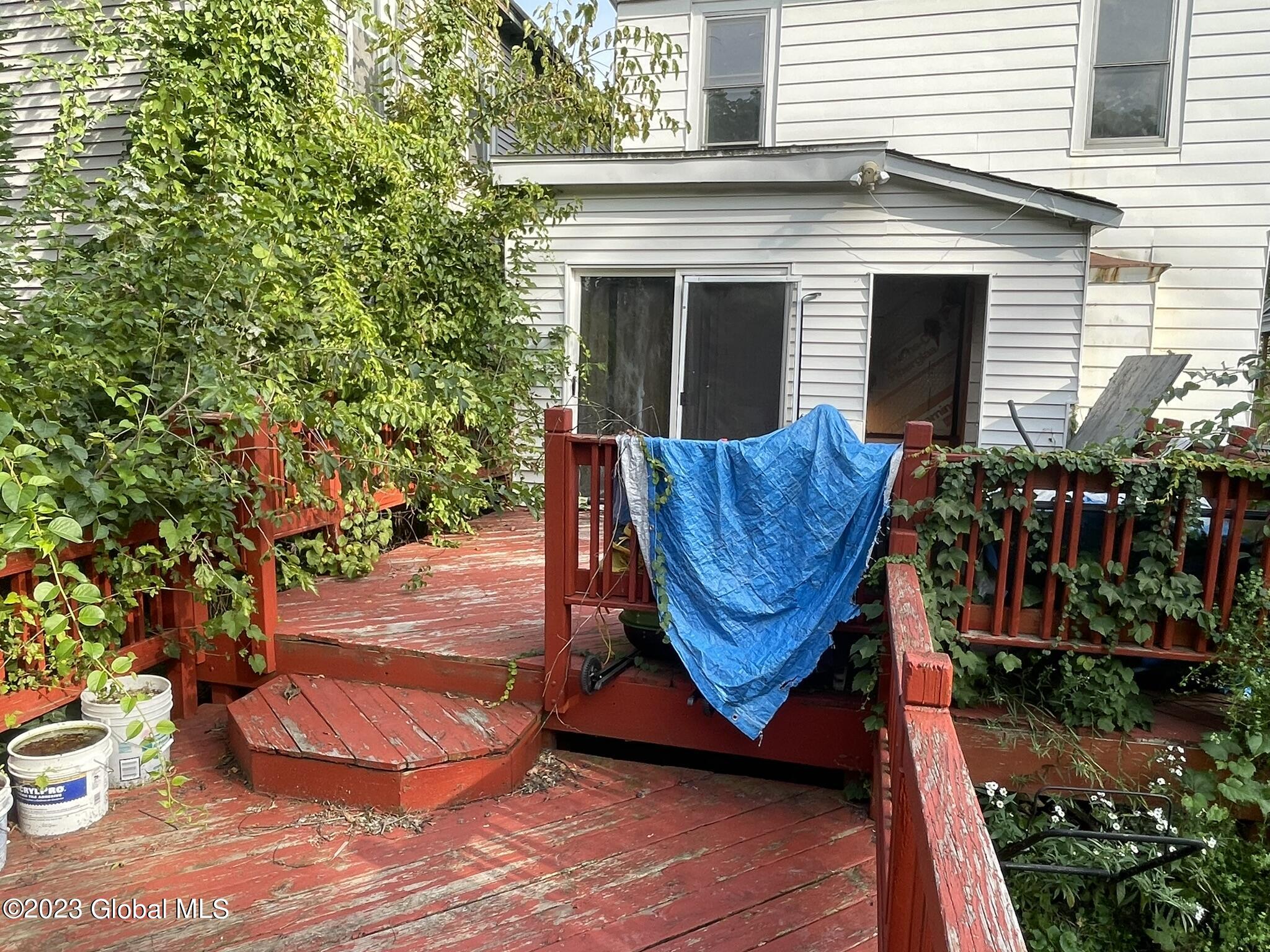 92 N Allen Street
