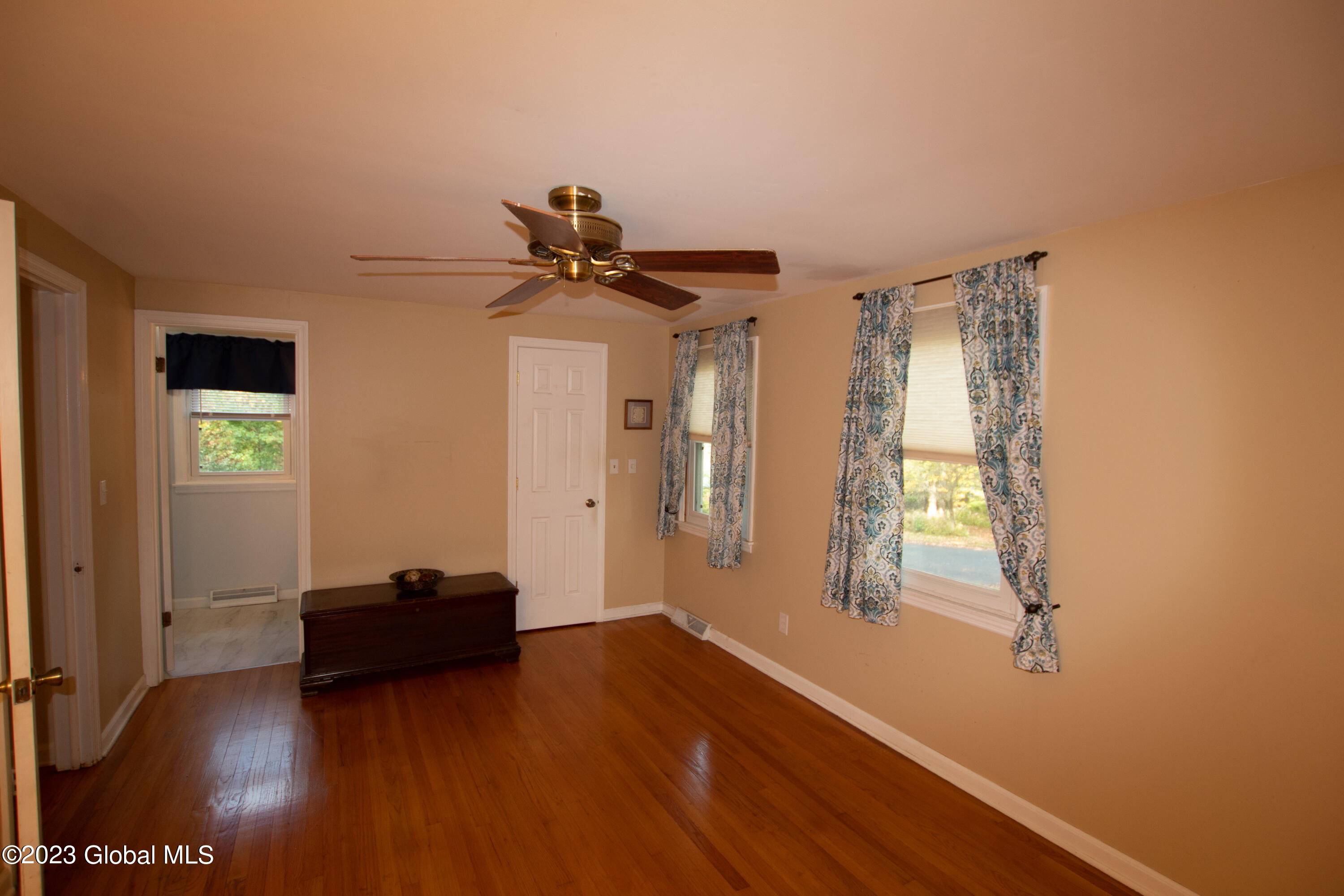32 Cherokee Lane