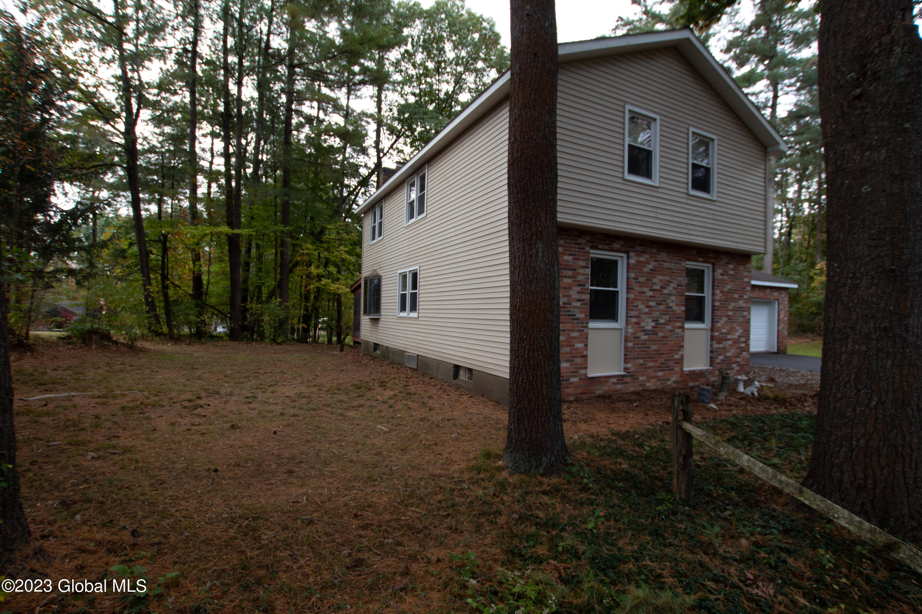 32 Cherokee Lane
