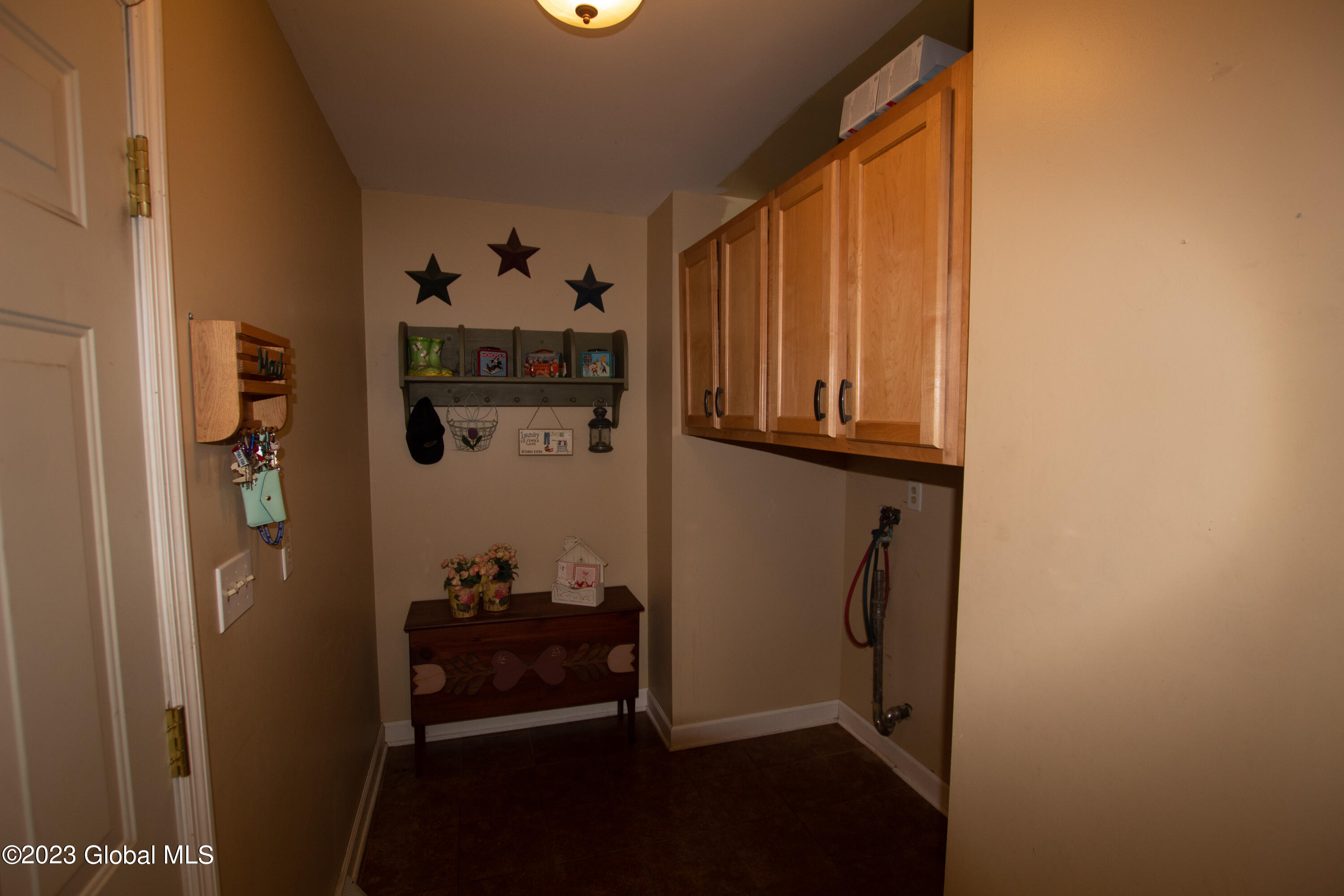 32 Cherokee Lane