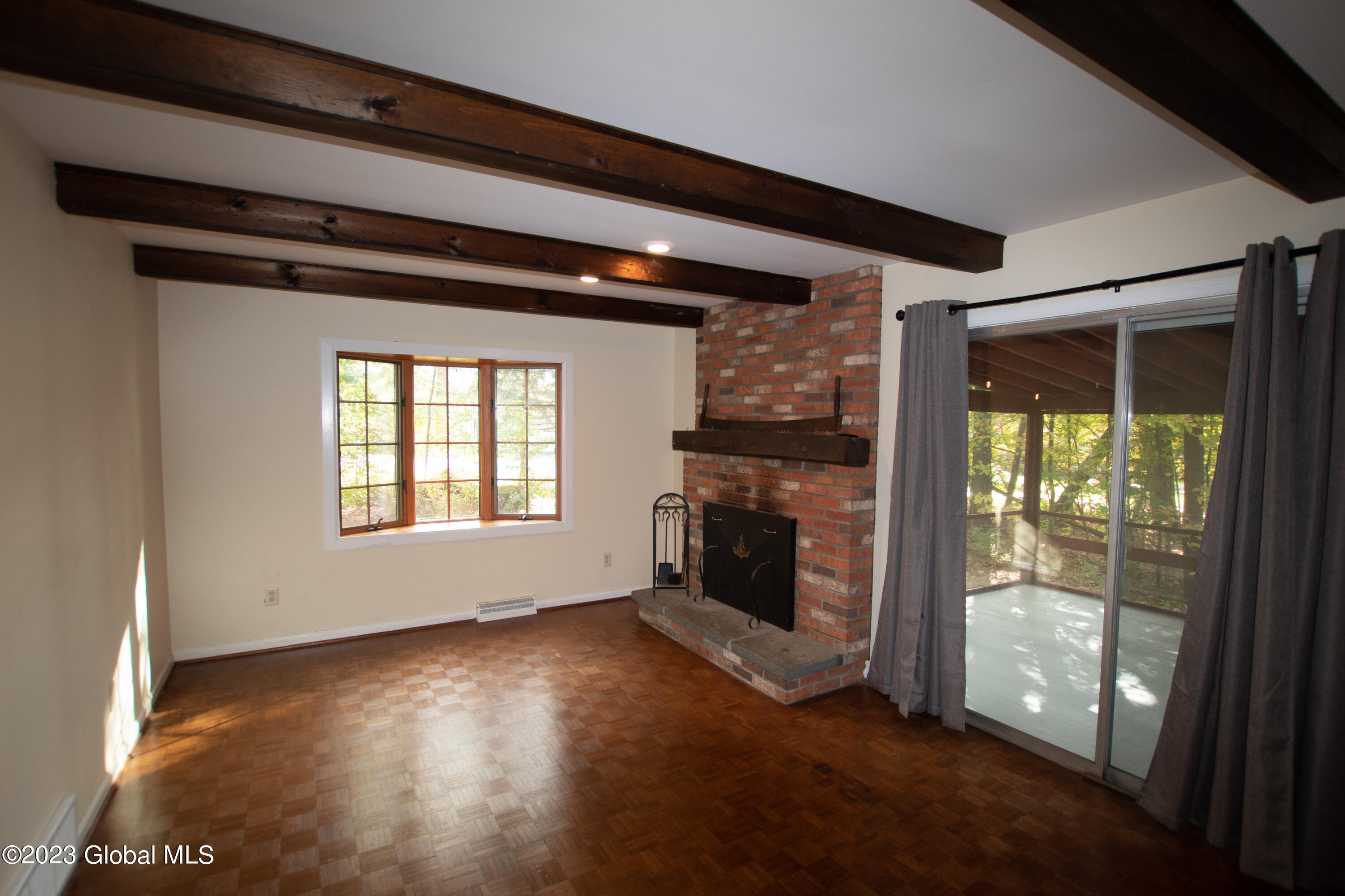 32 Cherokee Lane