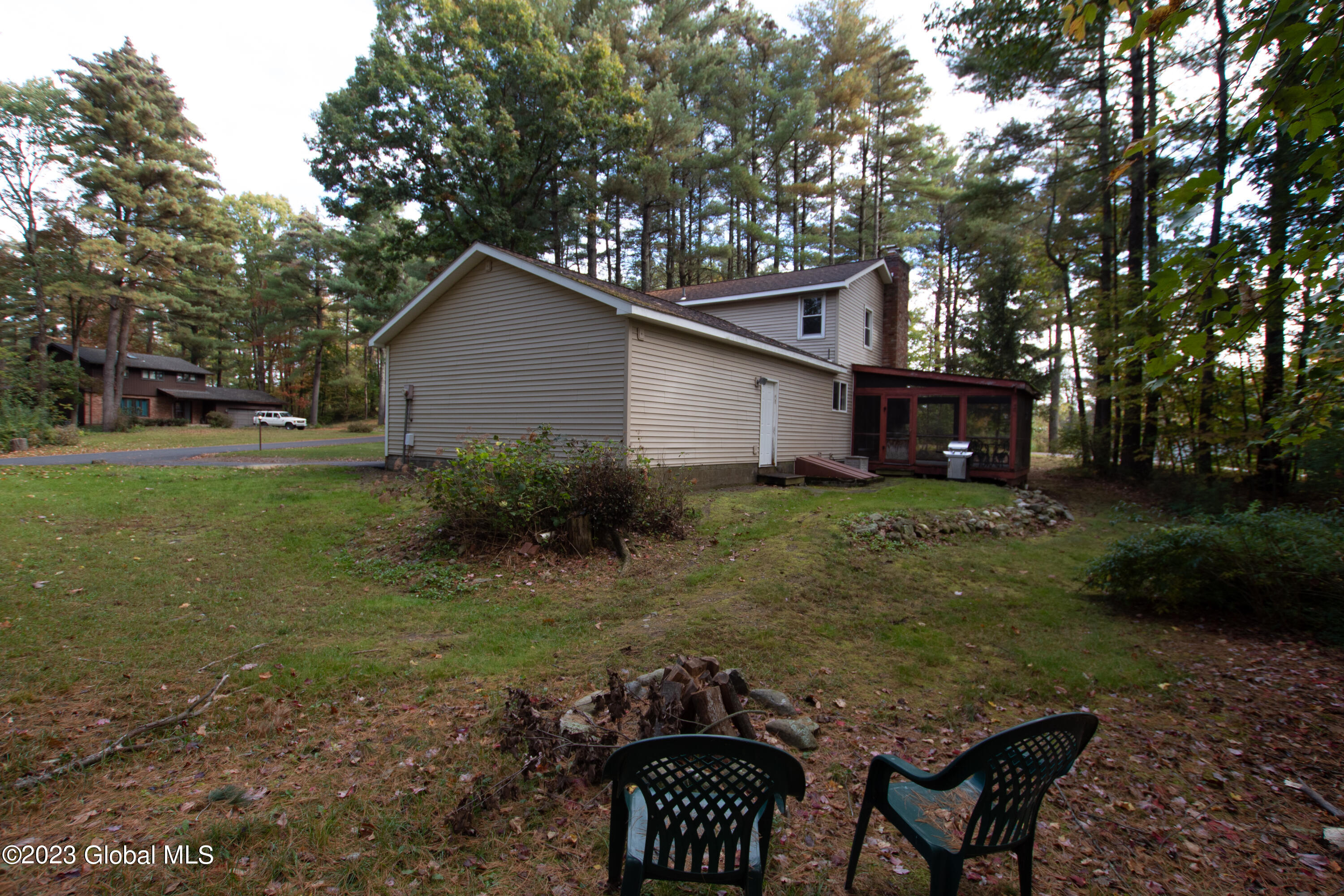 32 Cherokee Lane