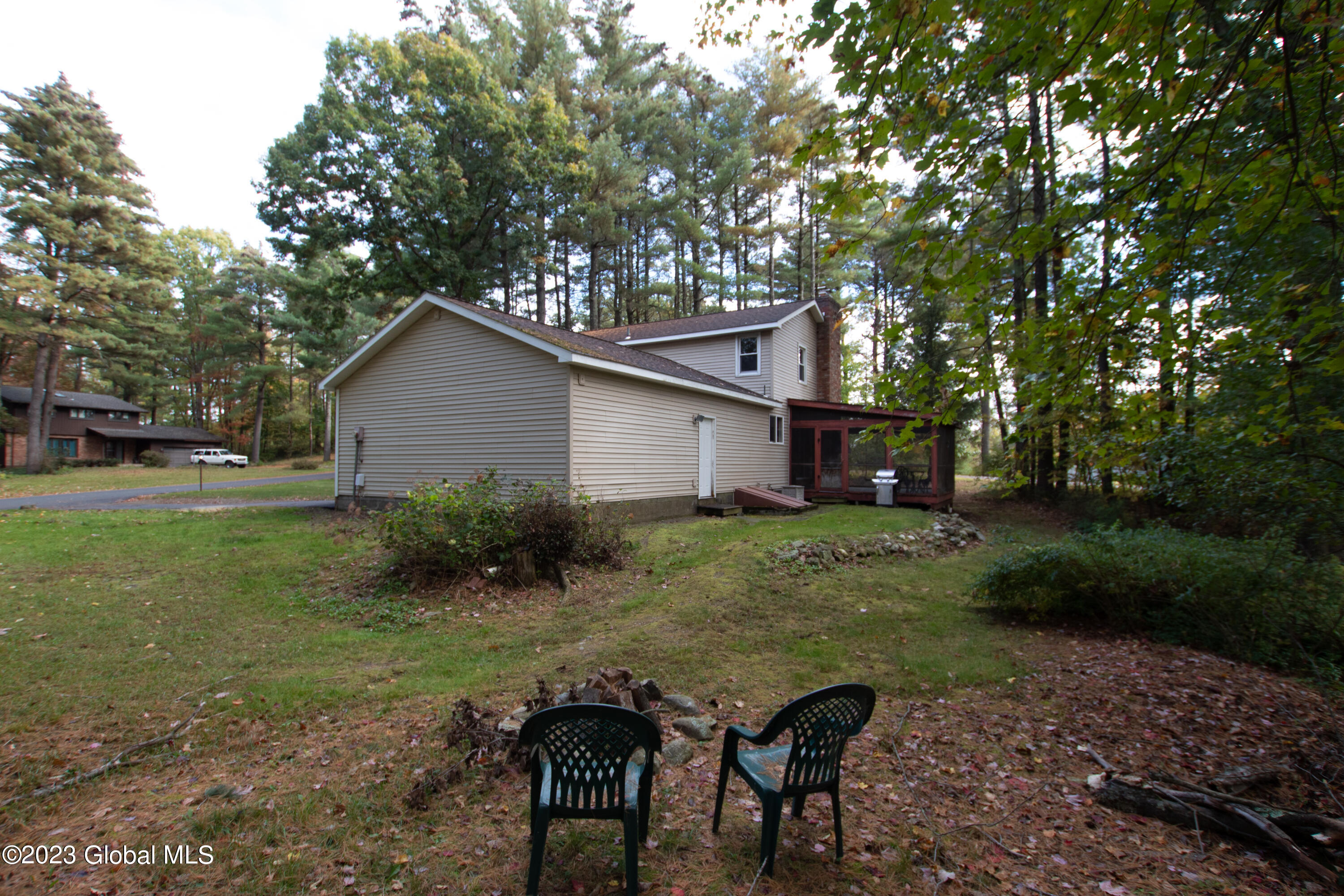 32 Cherokee Lane