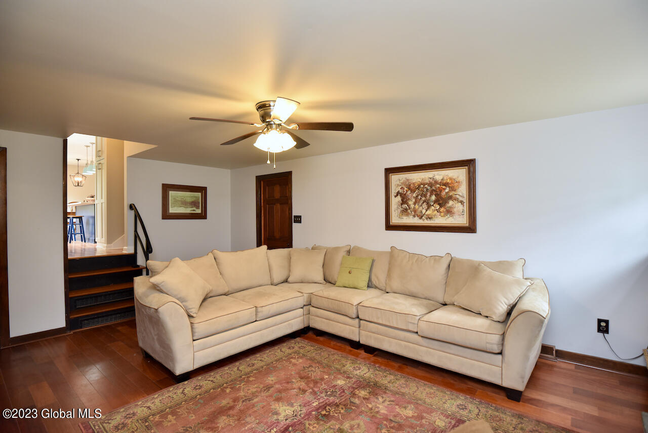 2133 Orchard Park Drive