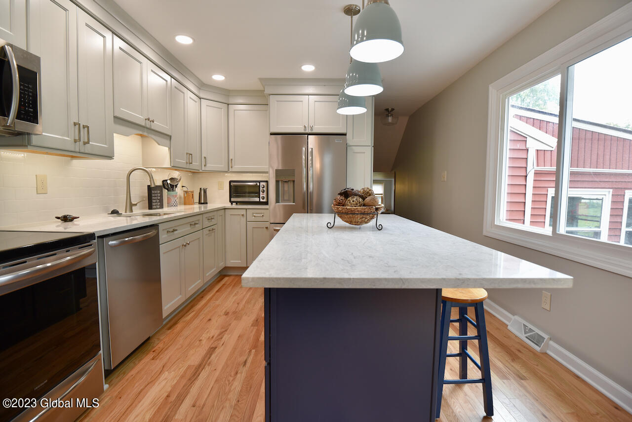 2133 Orchard Park Drive