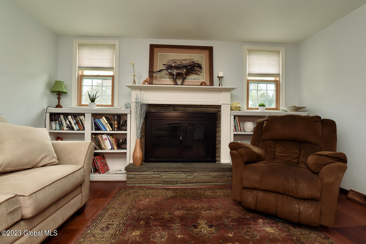 2133 Orchard Park Drive