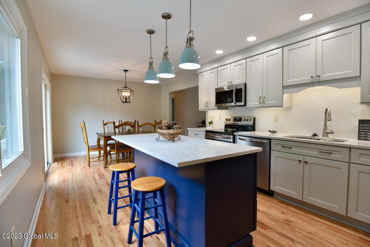 2133 Orchard Park Drive