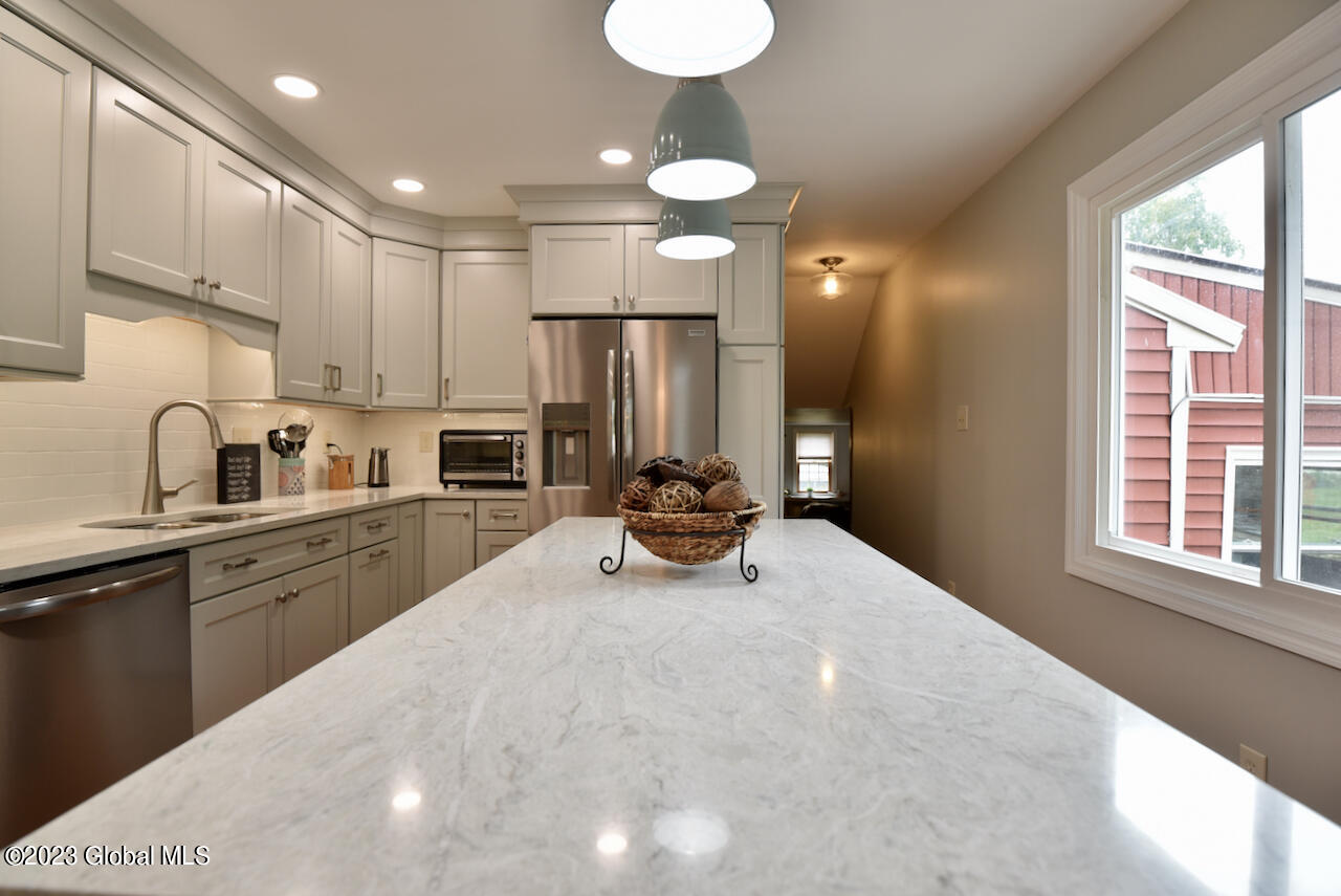 2133 Orchard Park Drive