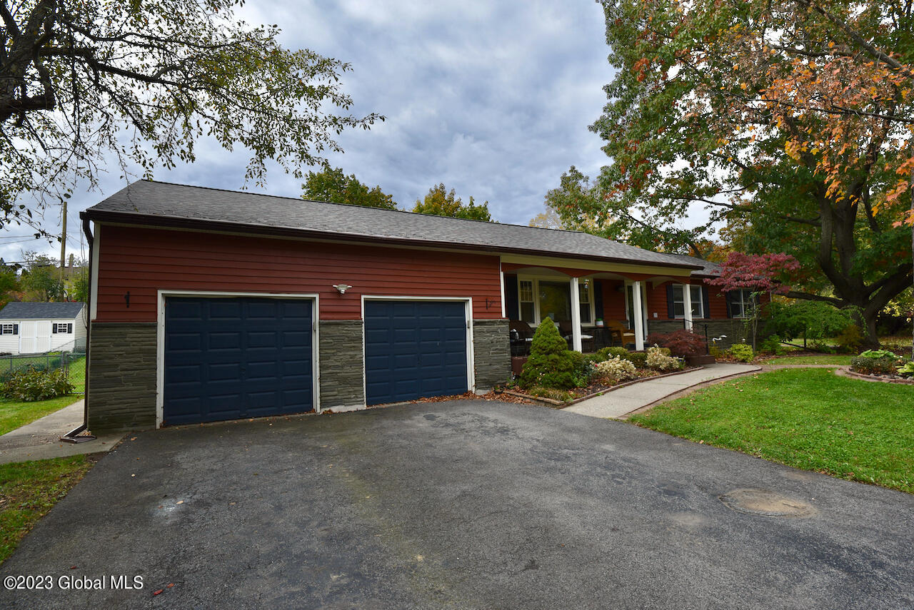 2133 Orchard Park Drive