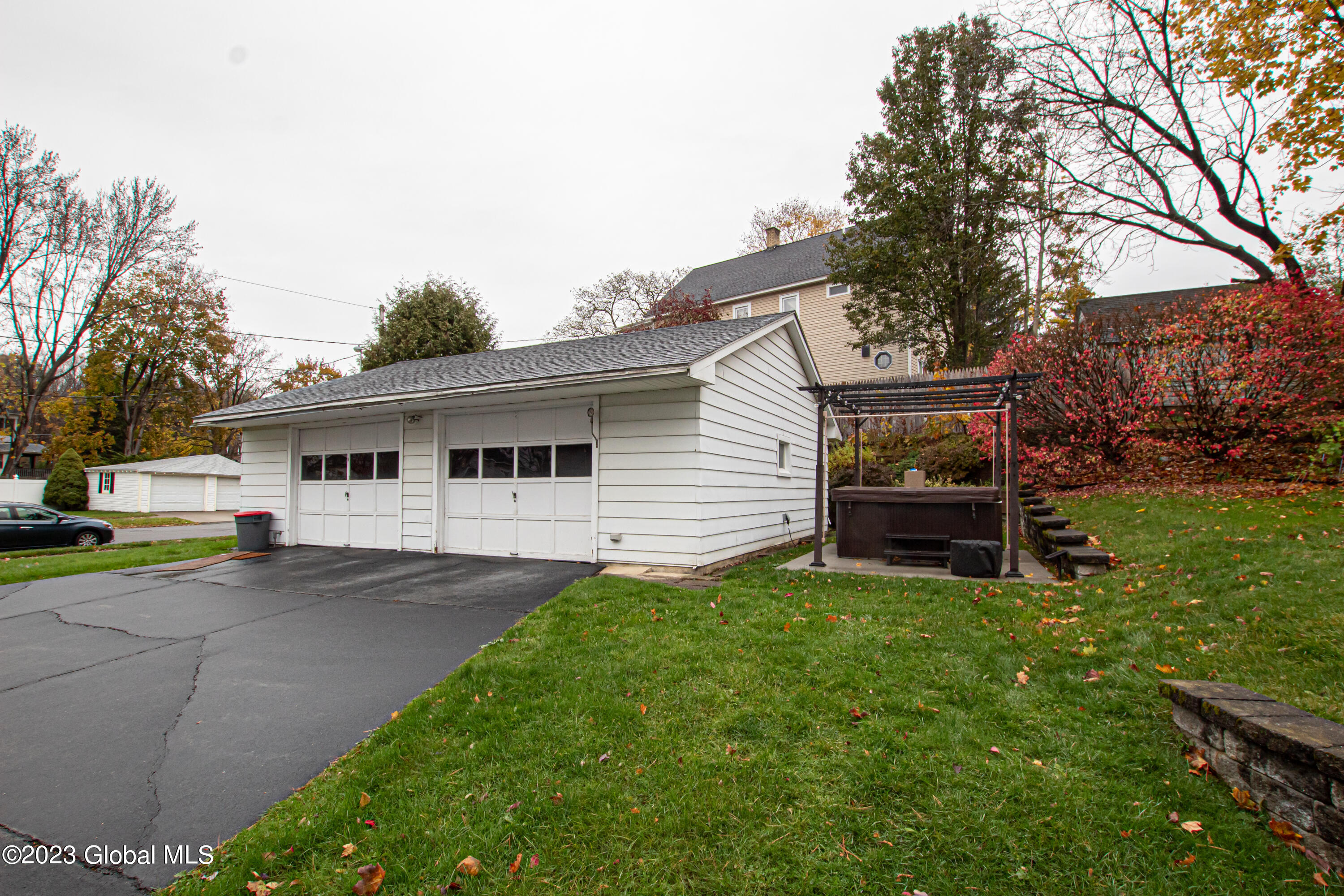 9 Bigelow Avenue
