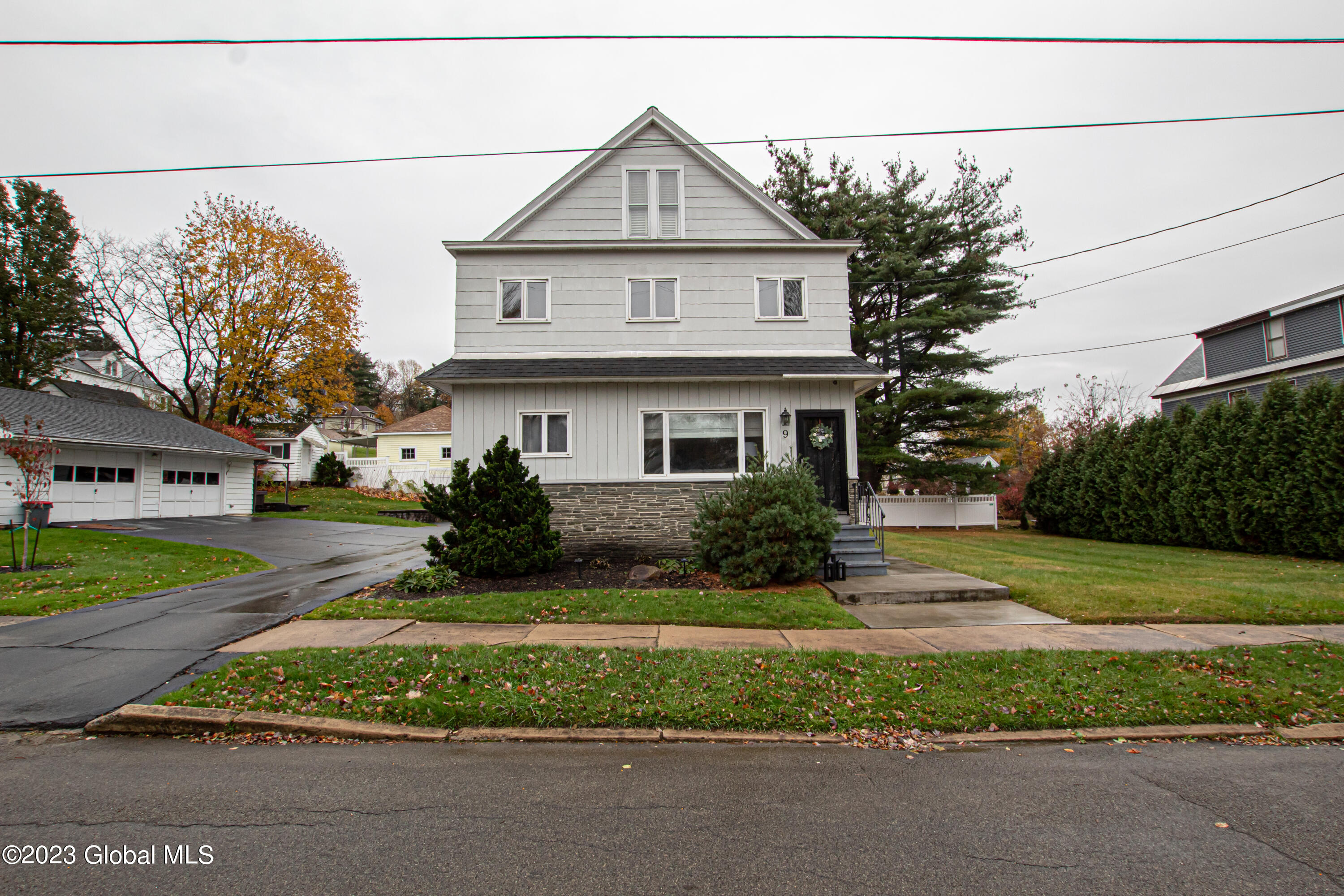 9 Bigelow Avenue