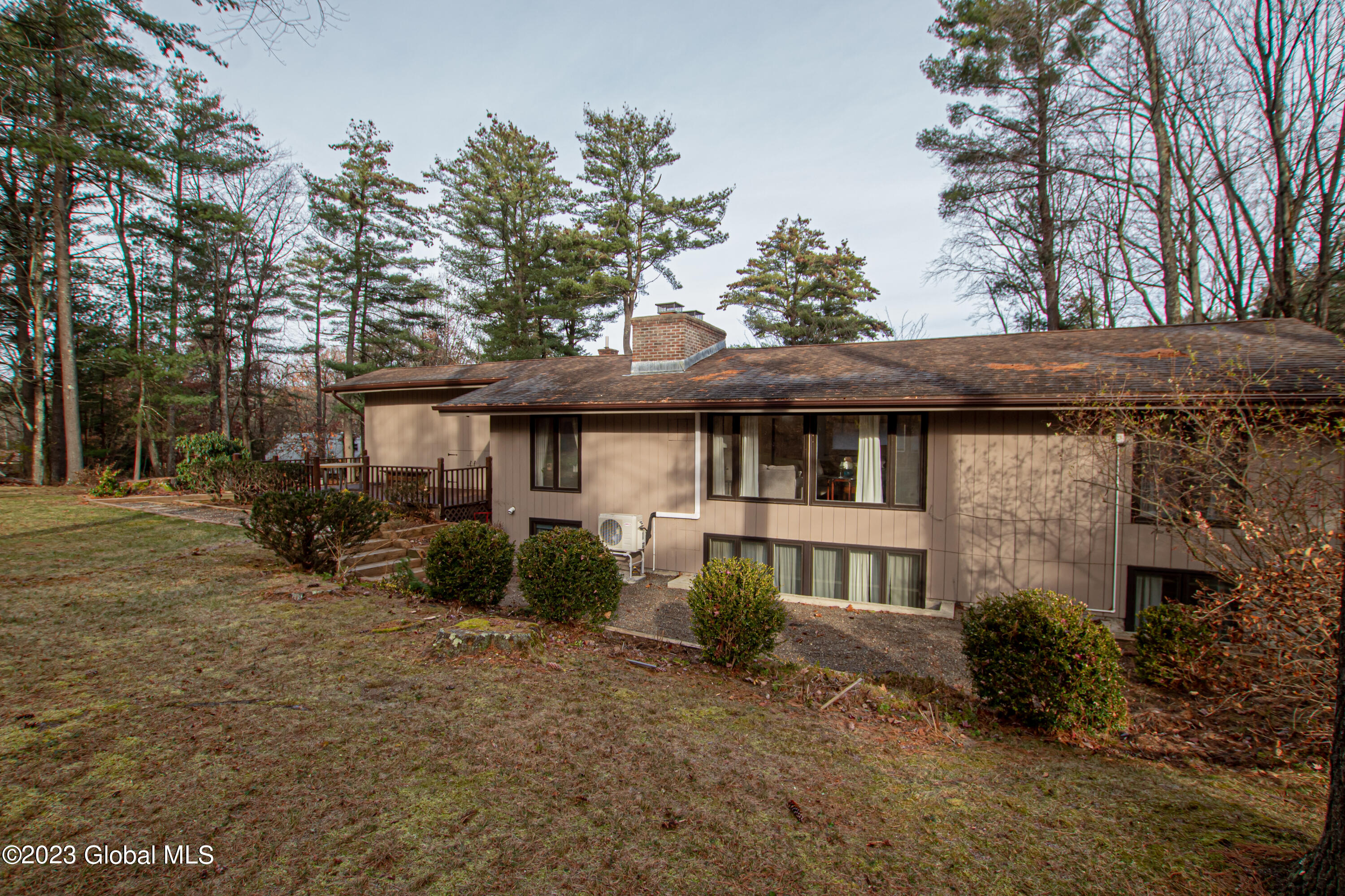 75 Cherokee Lane