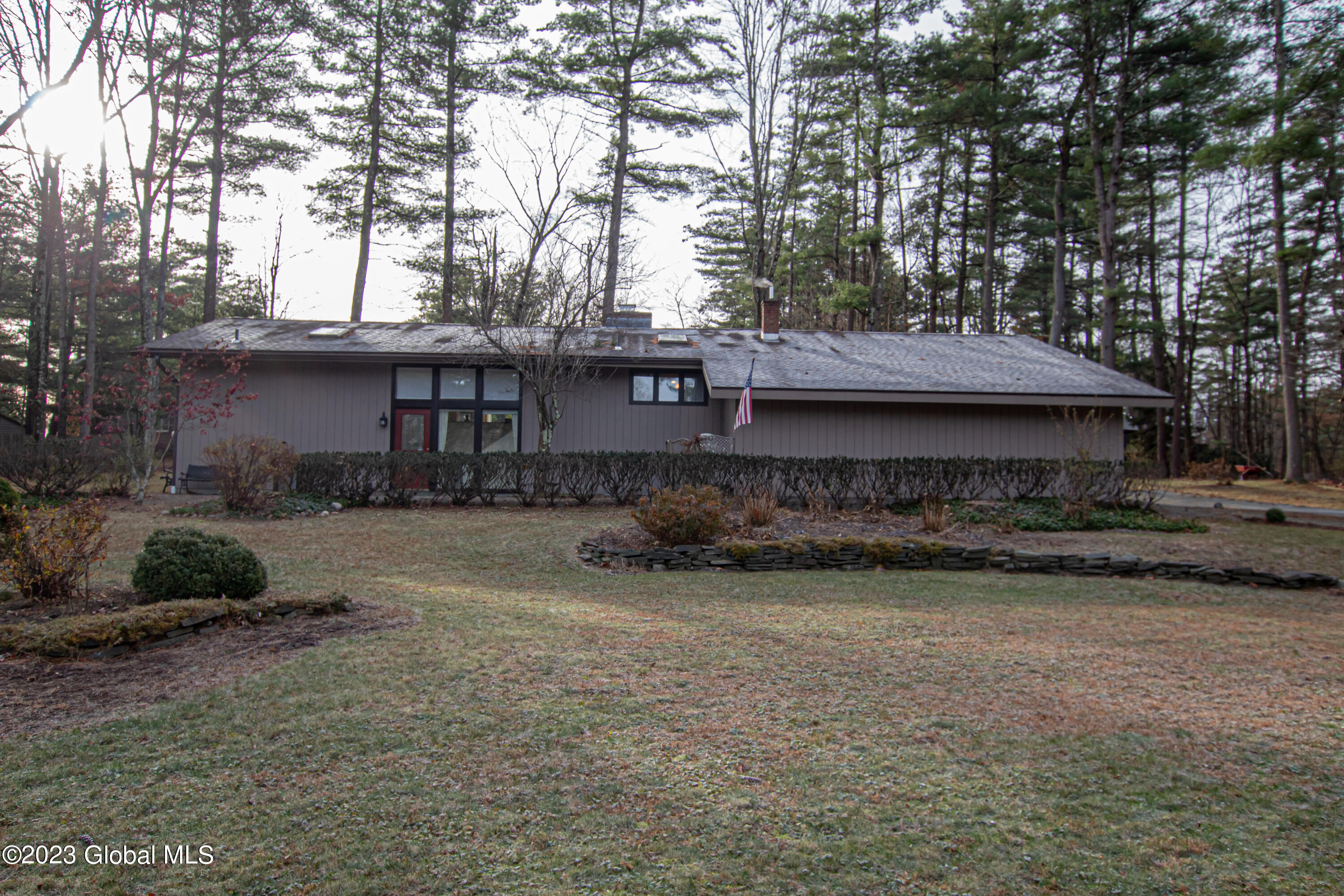 75 Cherokee Lane
