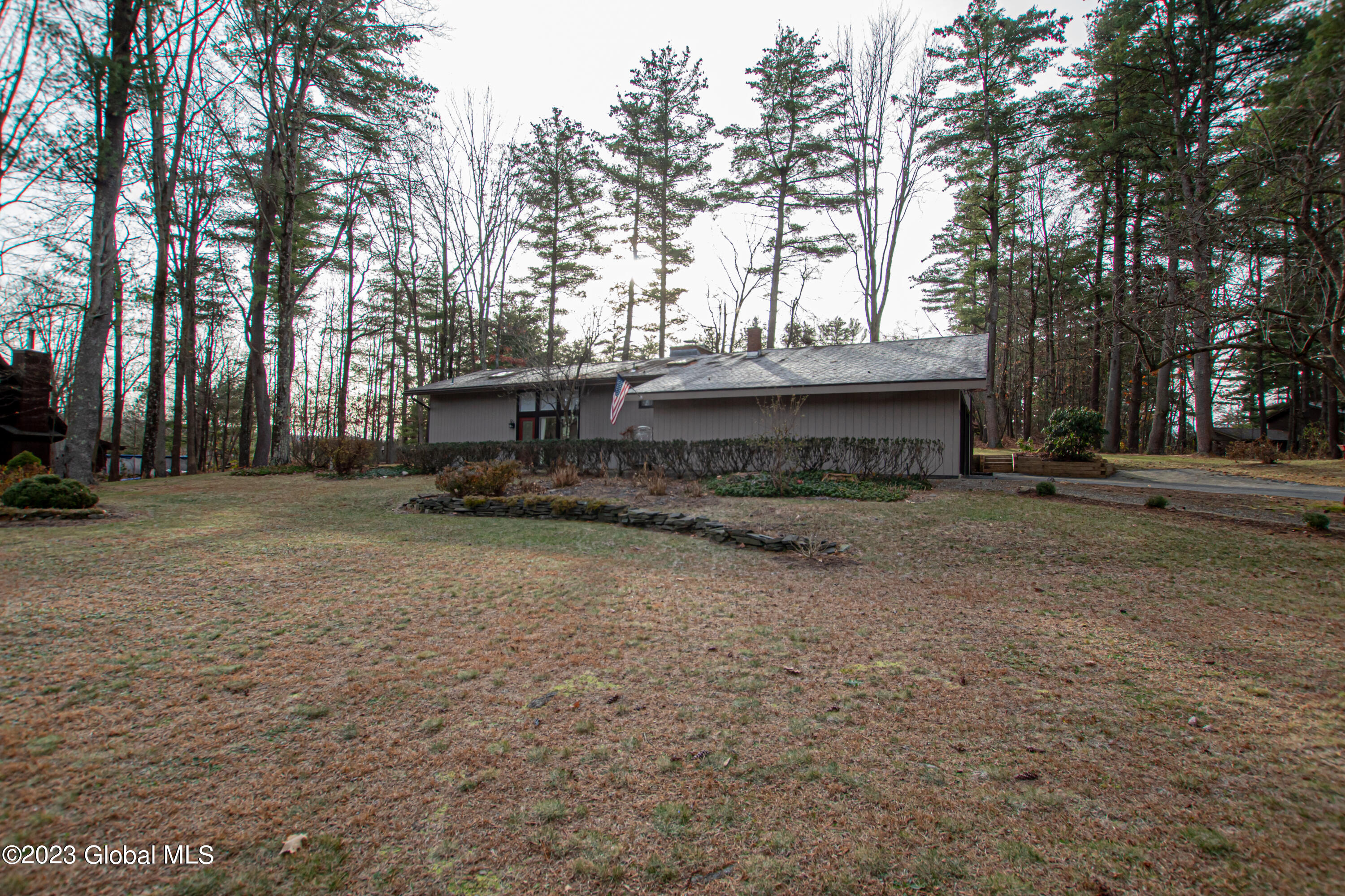 75 Cherokee Lane