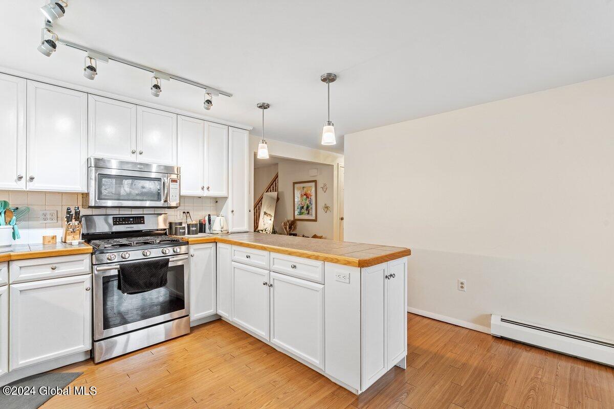 209 Parkland Avenue