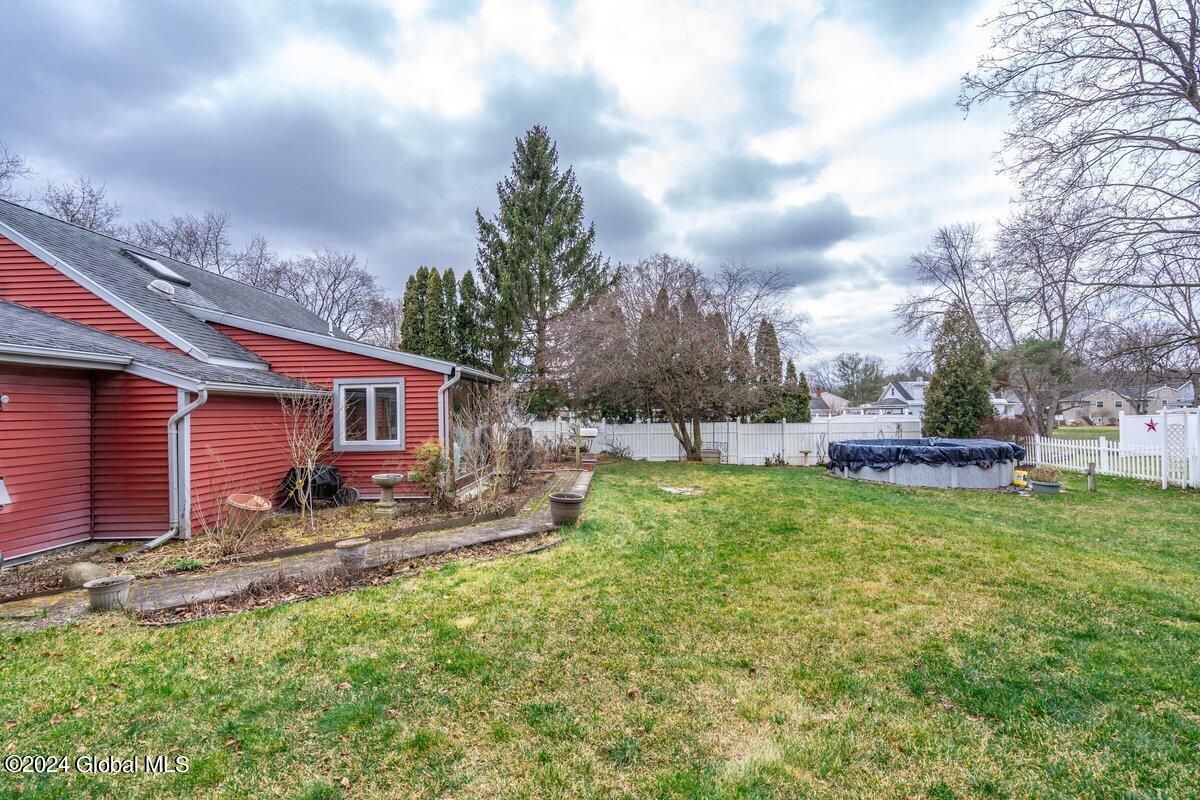 209 Parkland Avenue