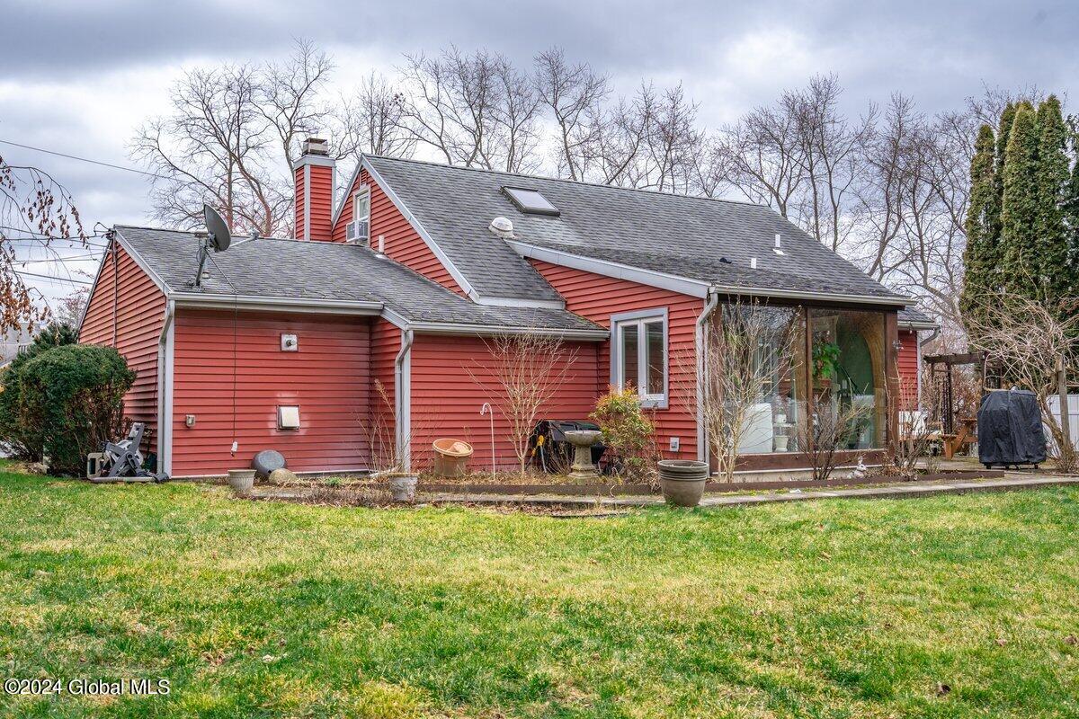 209 Parkland Avenue
