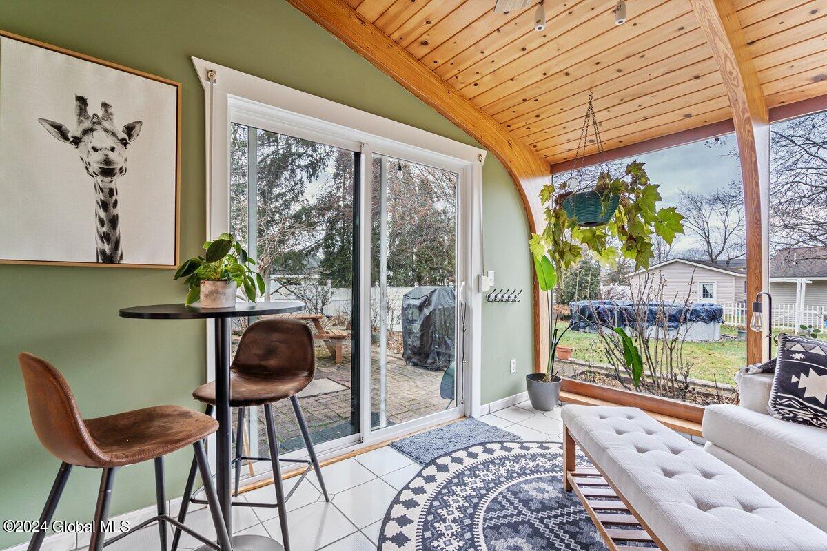 209 Parkland Avenue