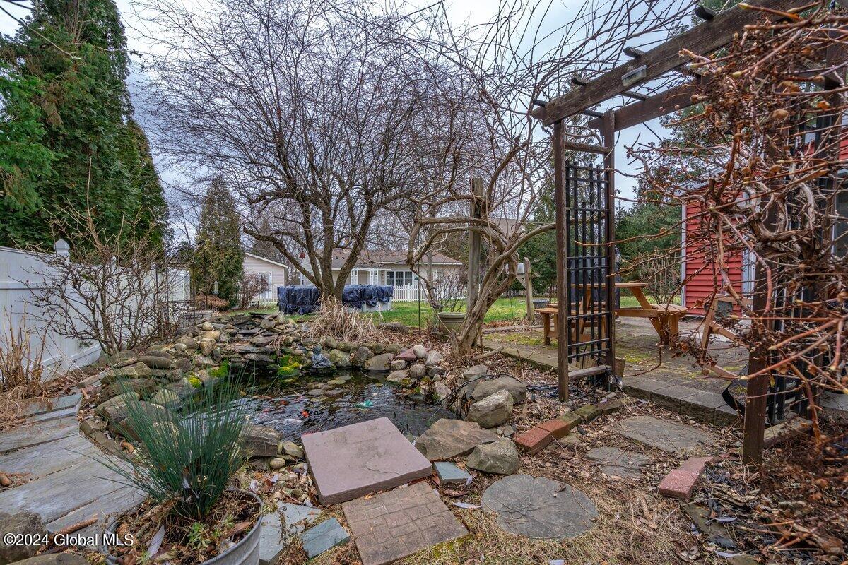 209 Parkland Avenue