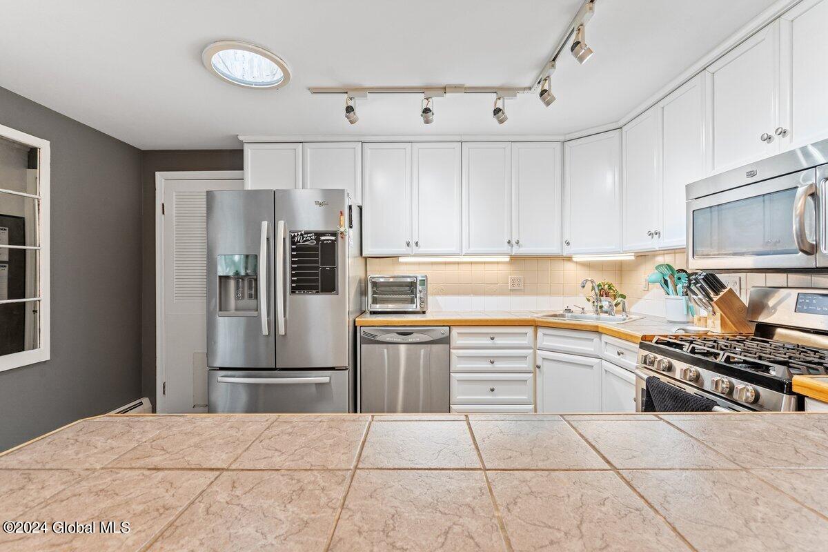 209 Parkland Avenue