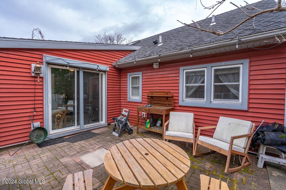 209 Parkland Avenue