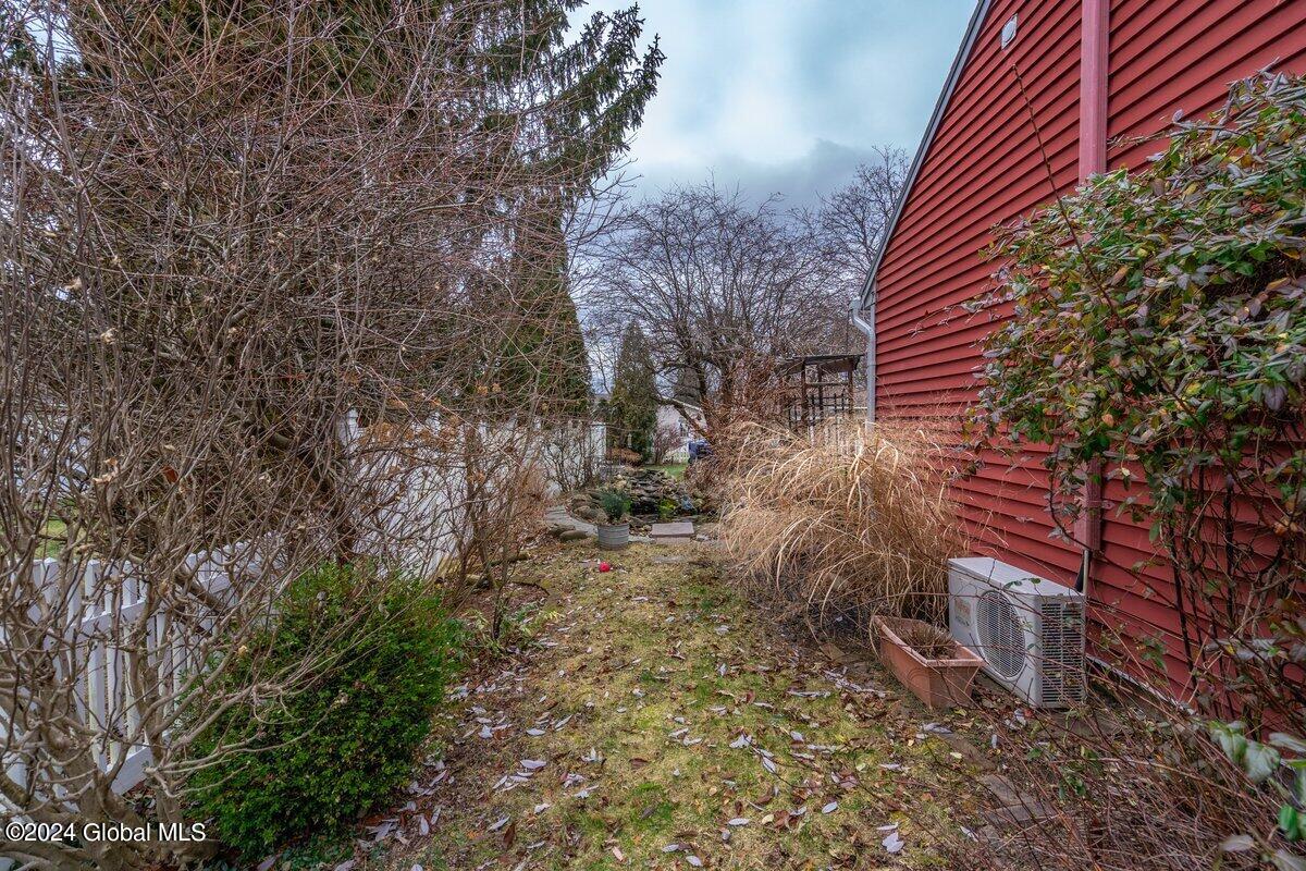 209 Parkland Avenue