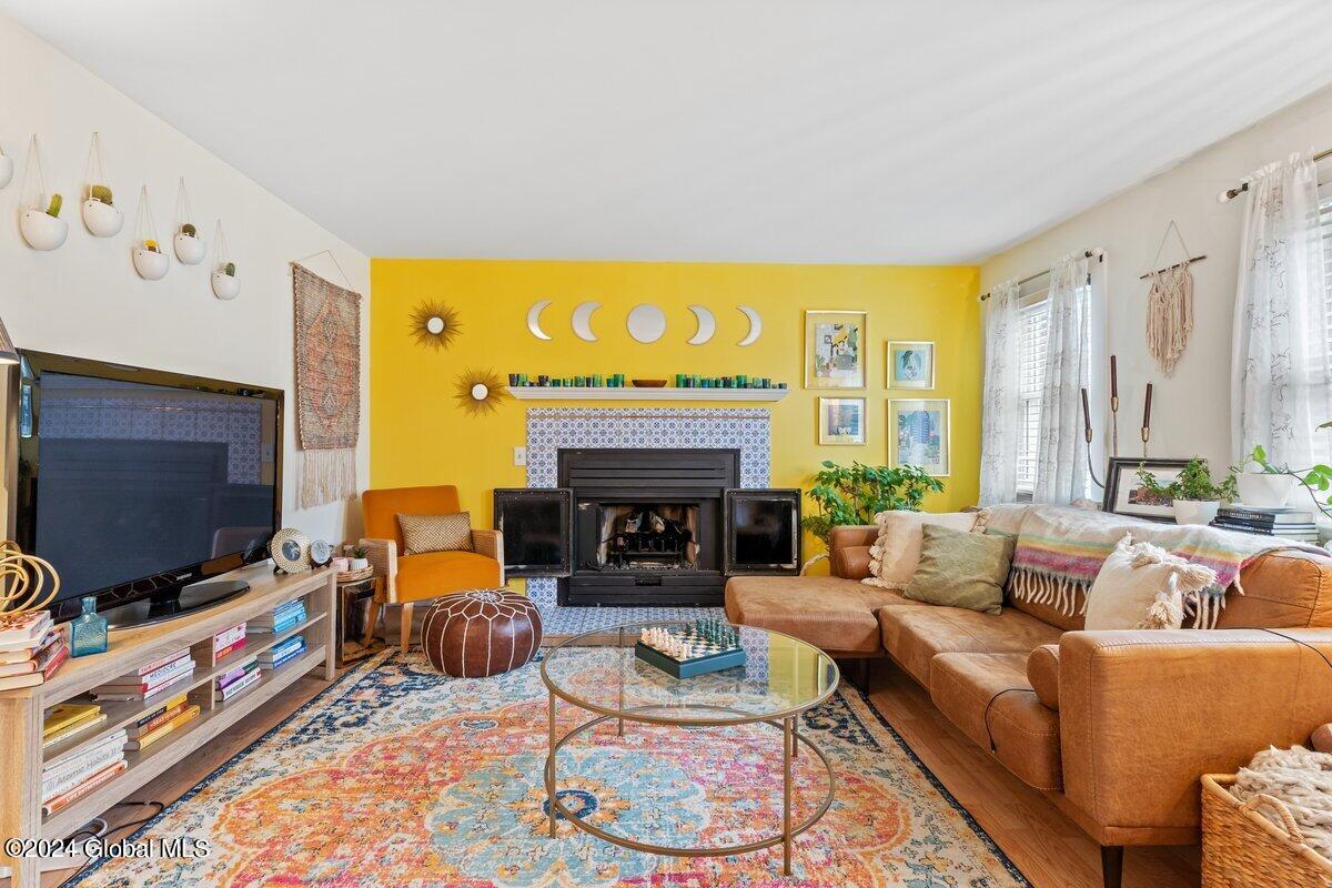 209 Parkland Avenue