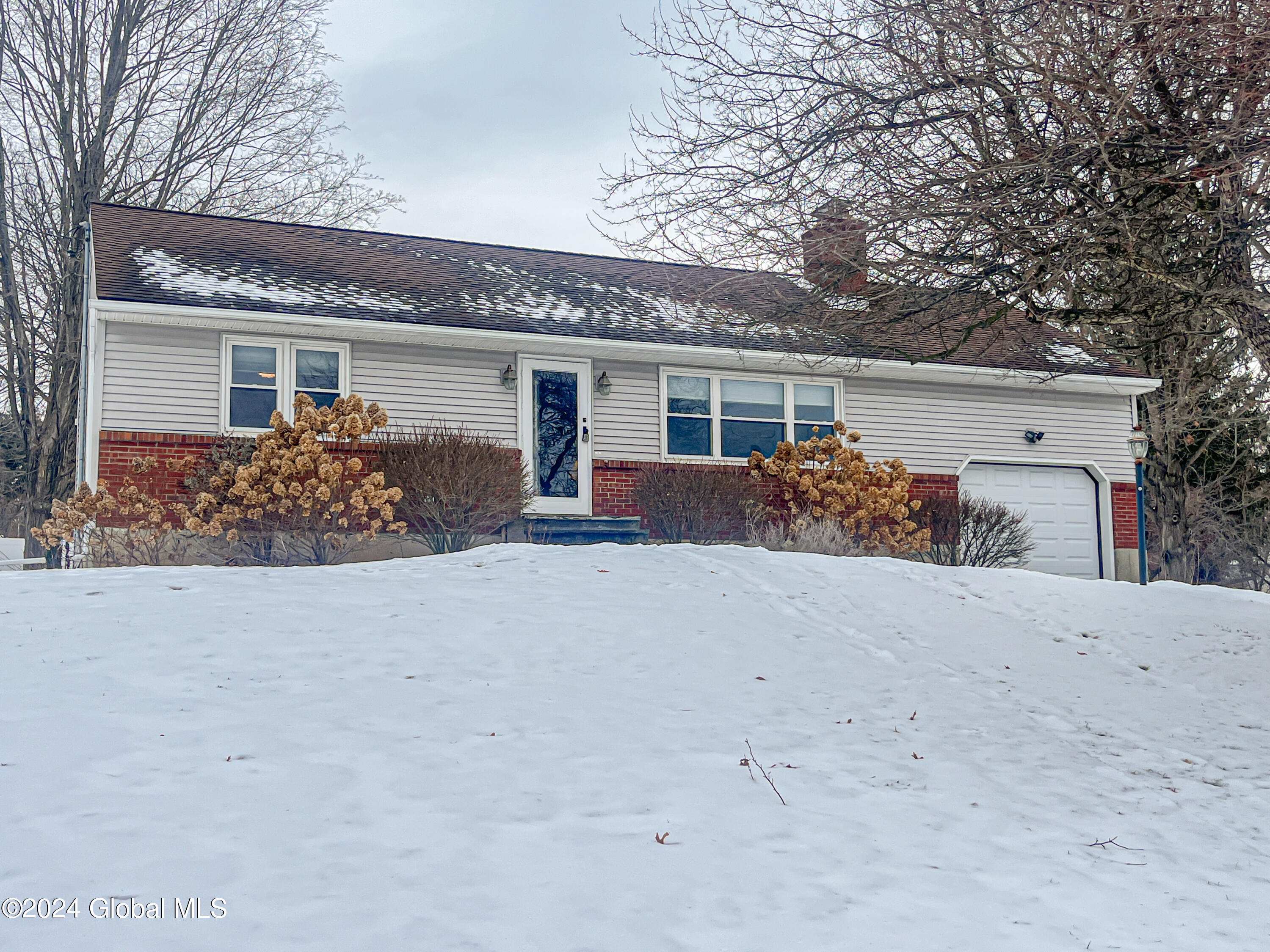 1725 Richwood Drive
