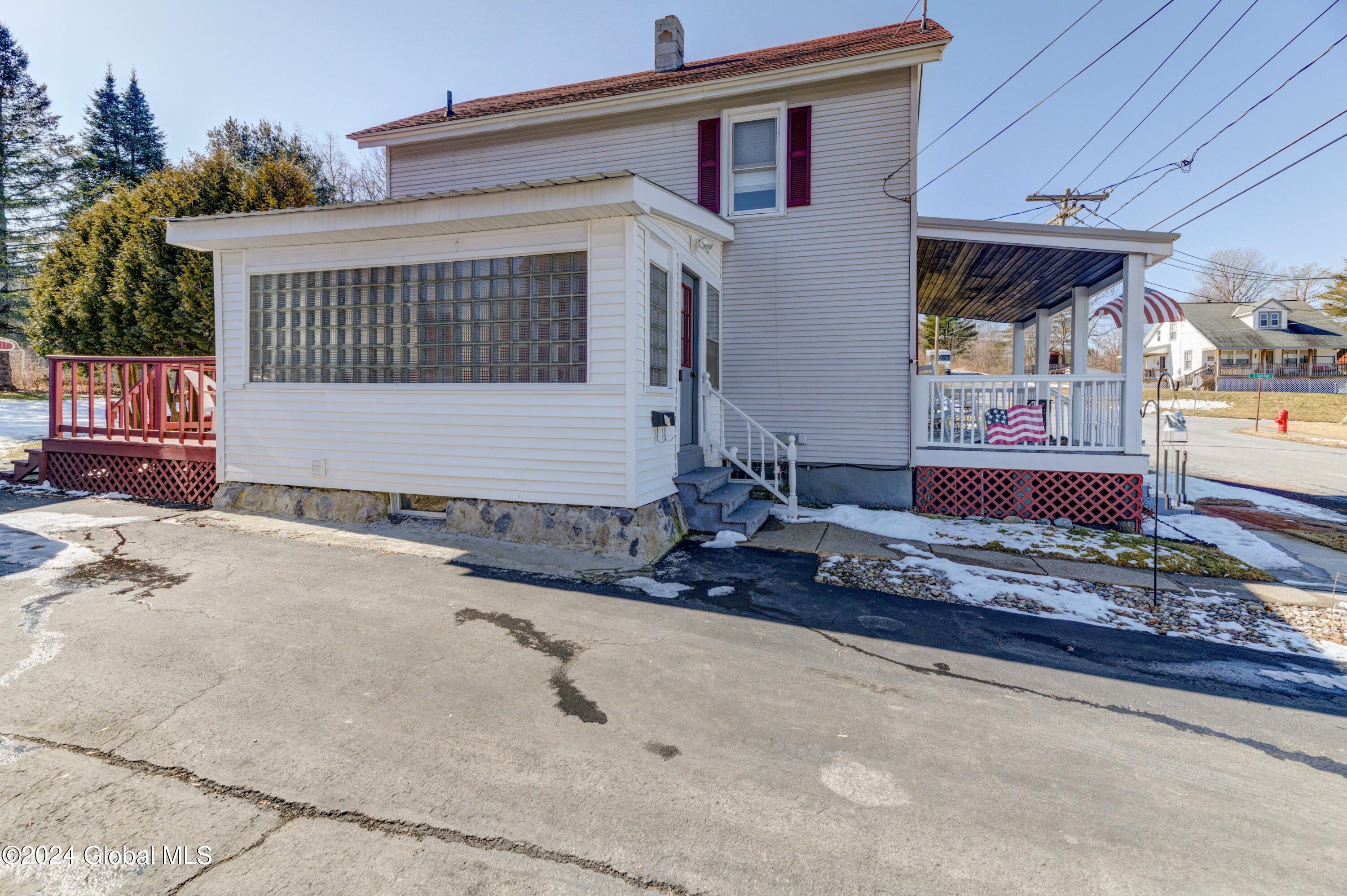 109 2nd Street Street