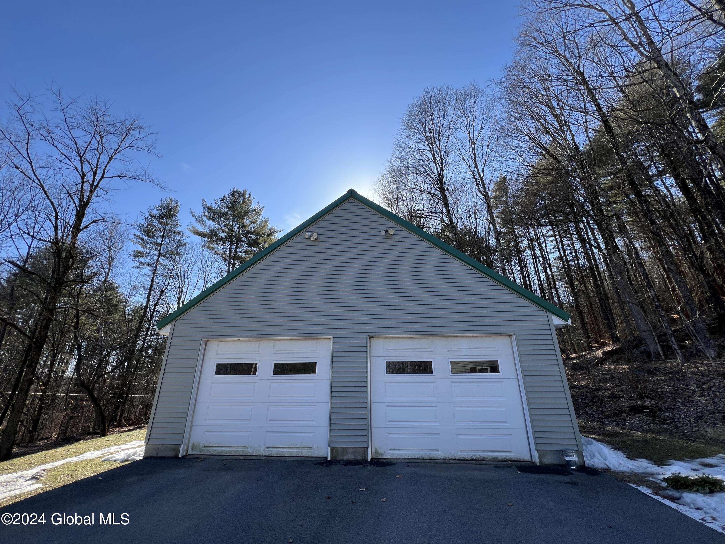 493 County Highway 123