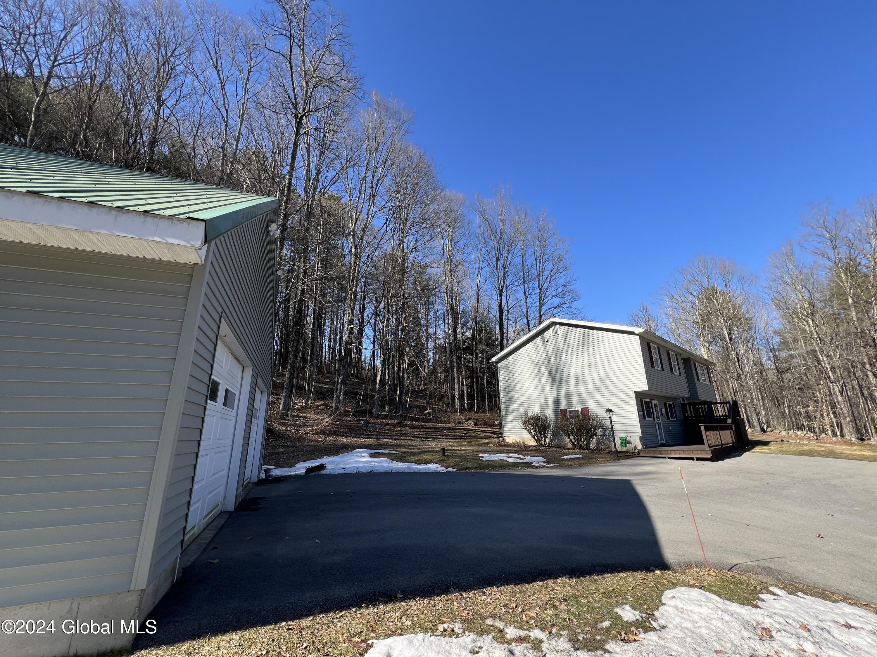 493 County Highway 123