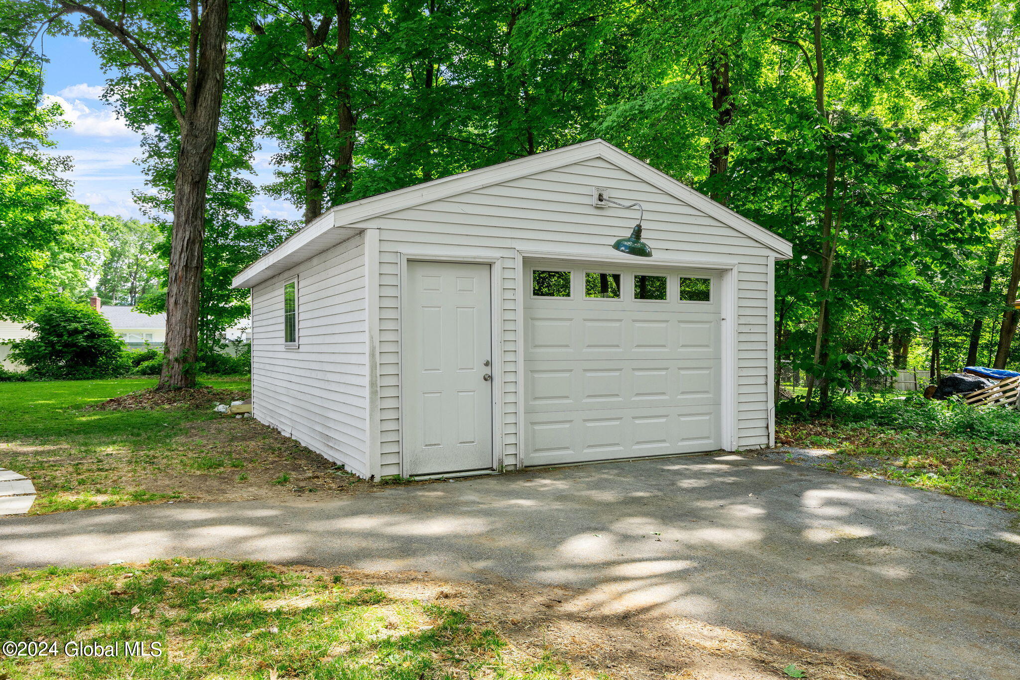 757 Carlton Road