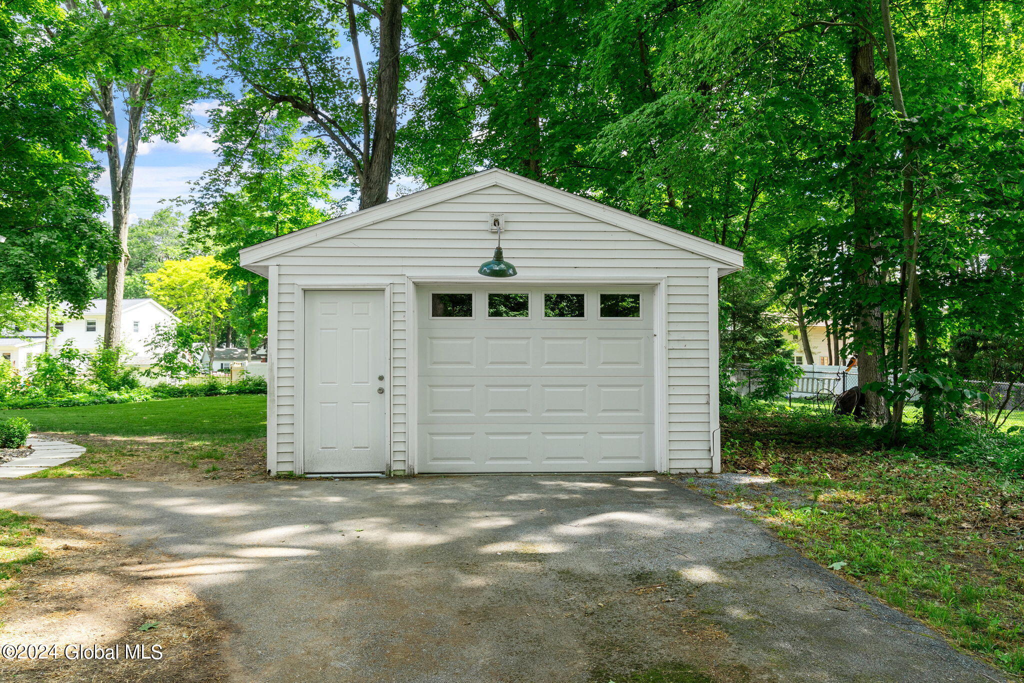 757 Carlton Road