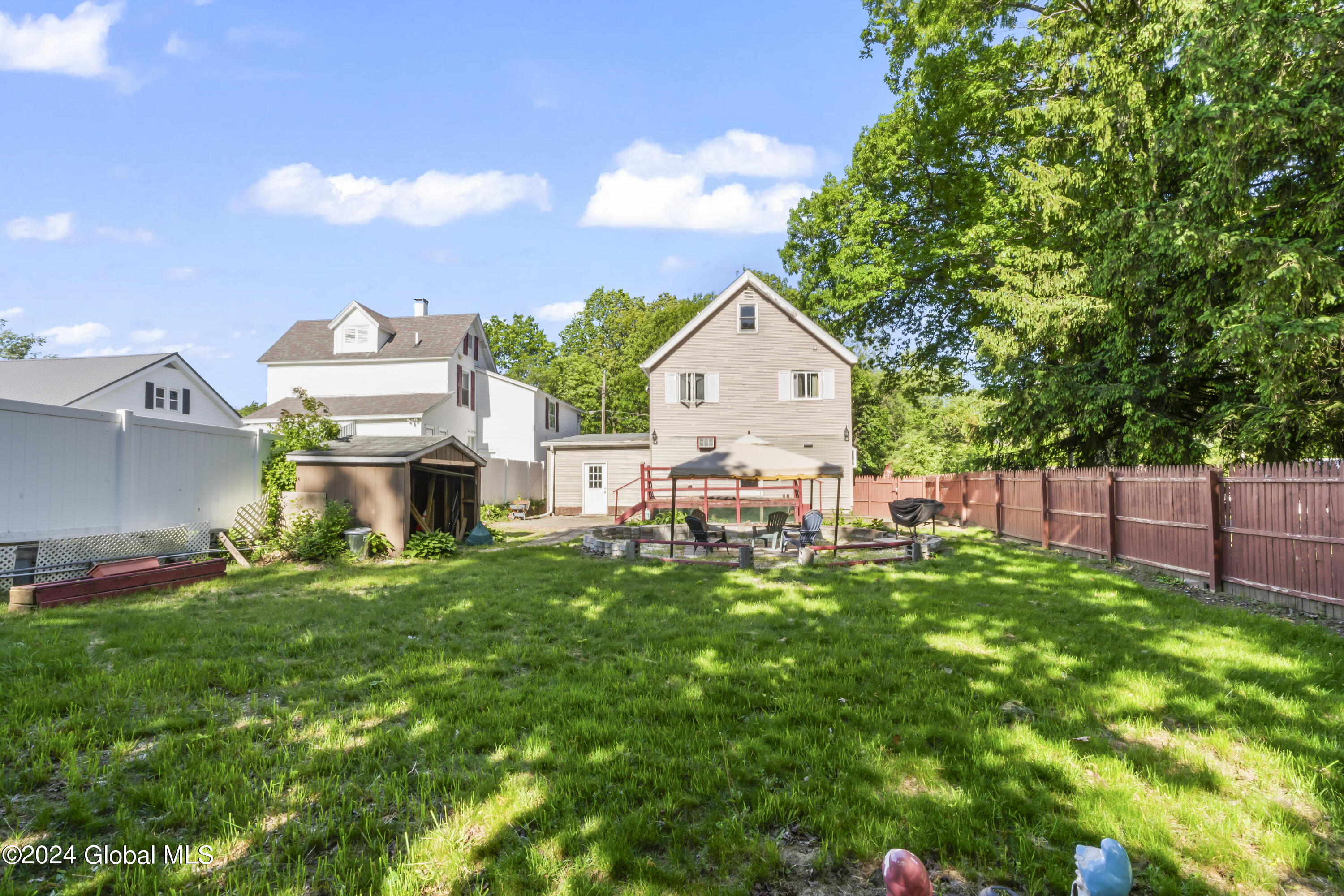 46 Bloomingdale Avenue