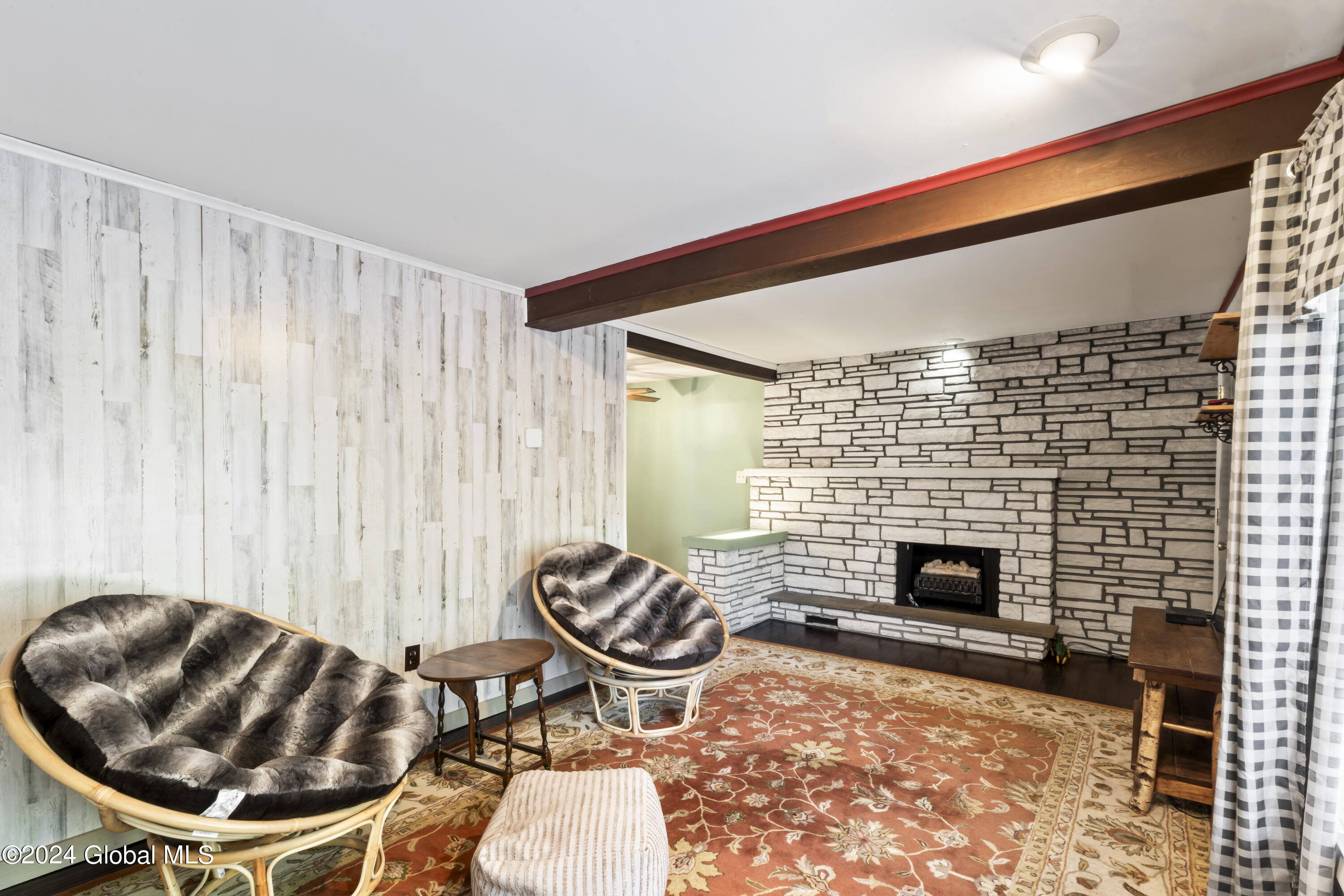 46 Bloomingdale Avenue