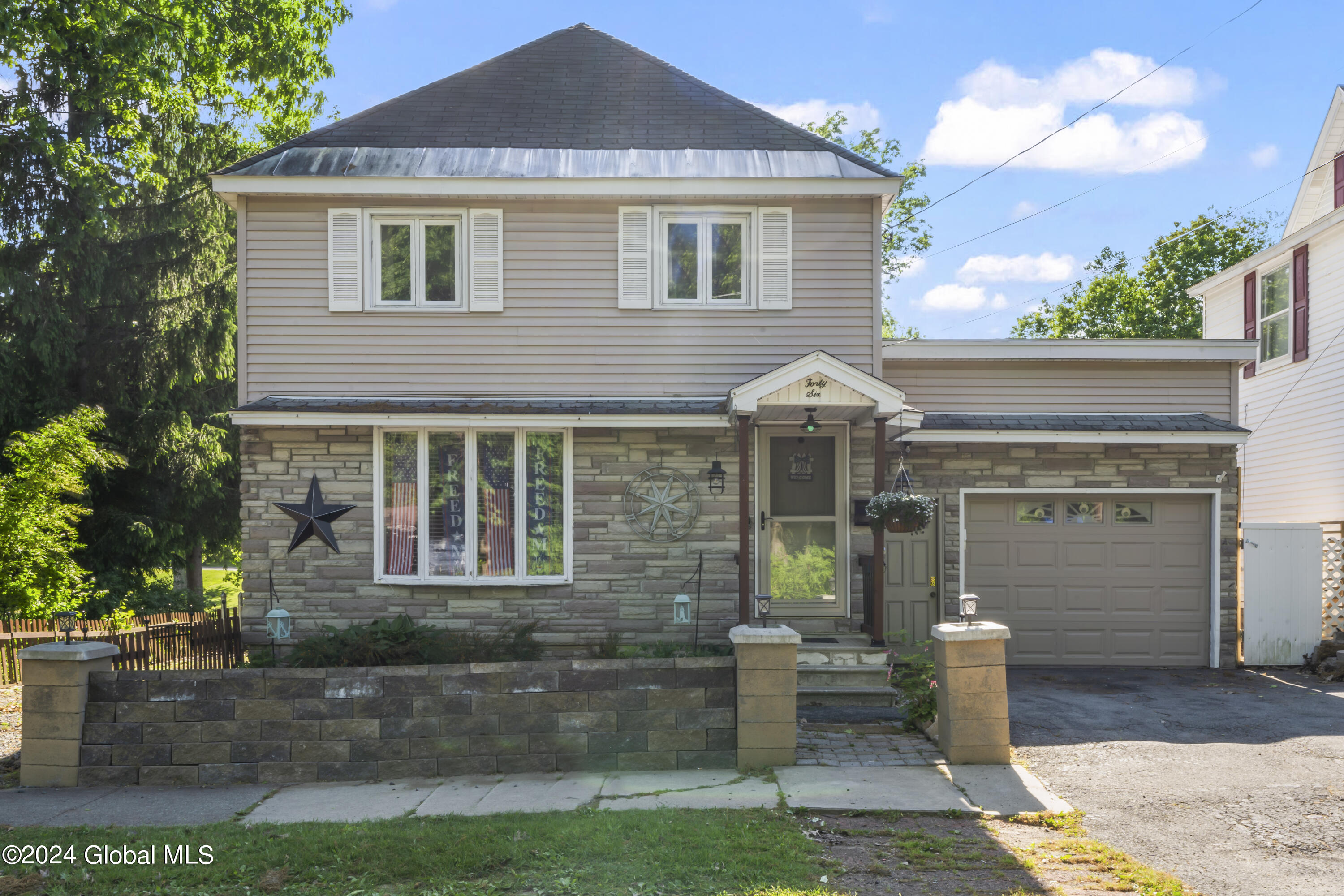 46 Bloomingdale Avenue