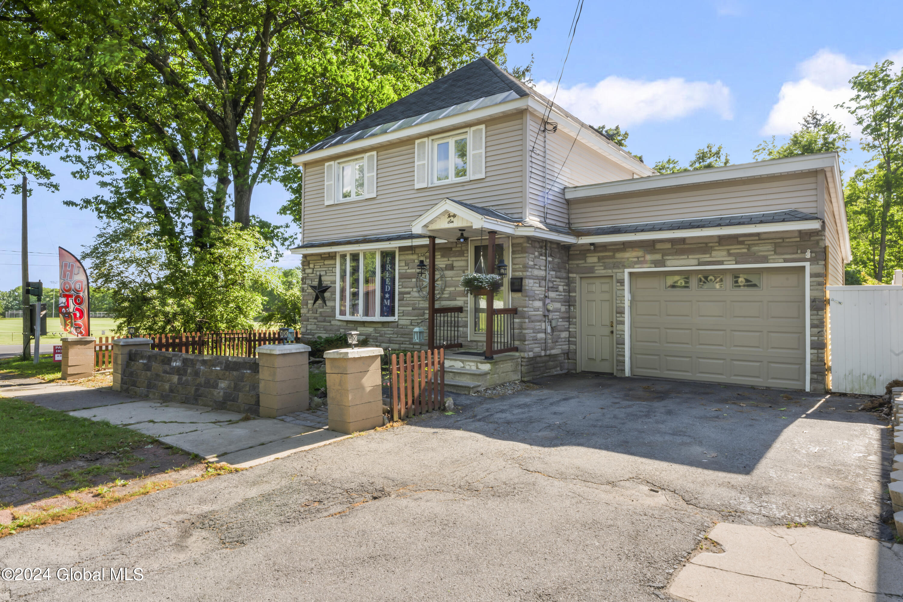 46 Bloomingdale Avenue