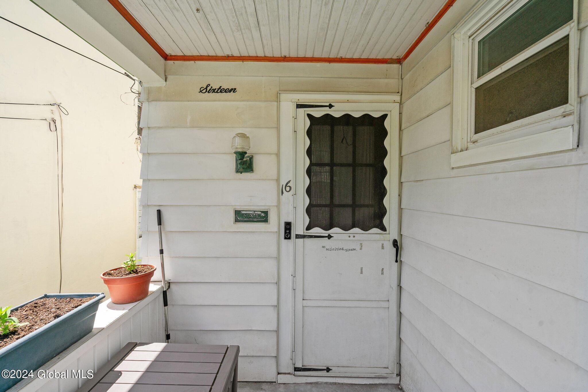 16 Arcadia Avenue