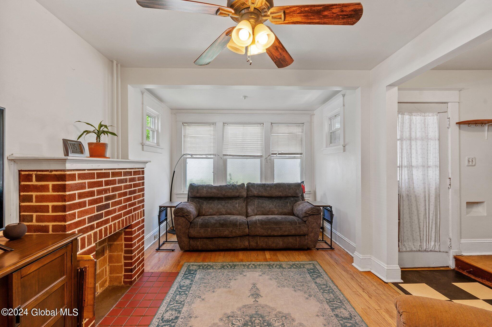16 Arcadia Avenue