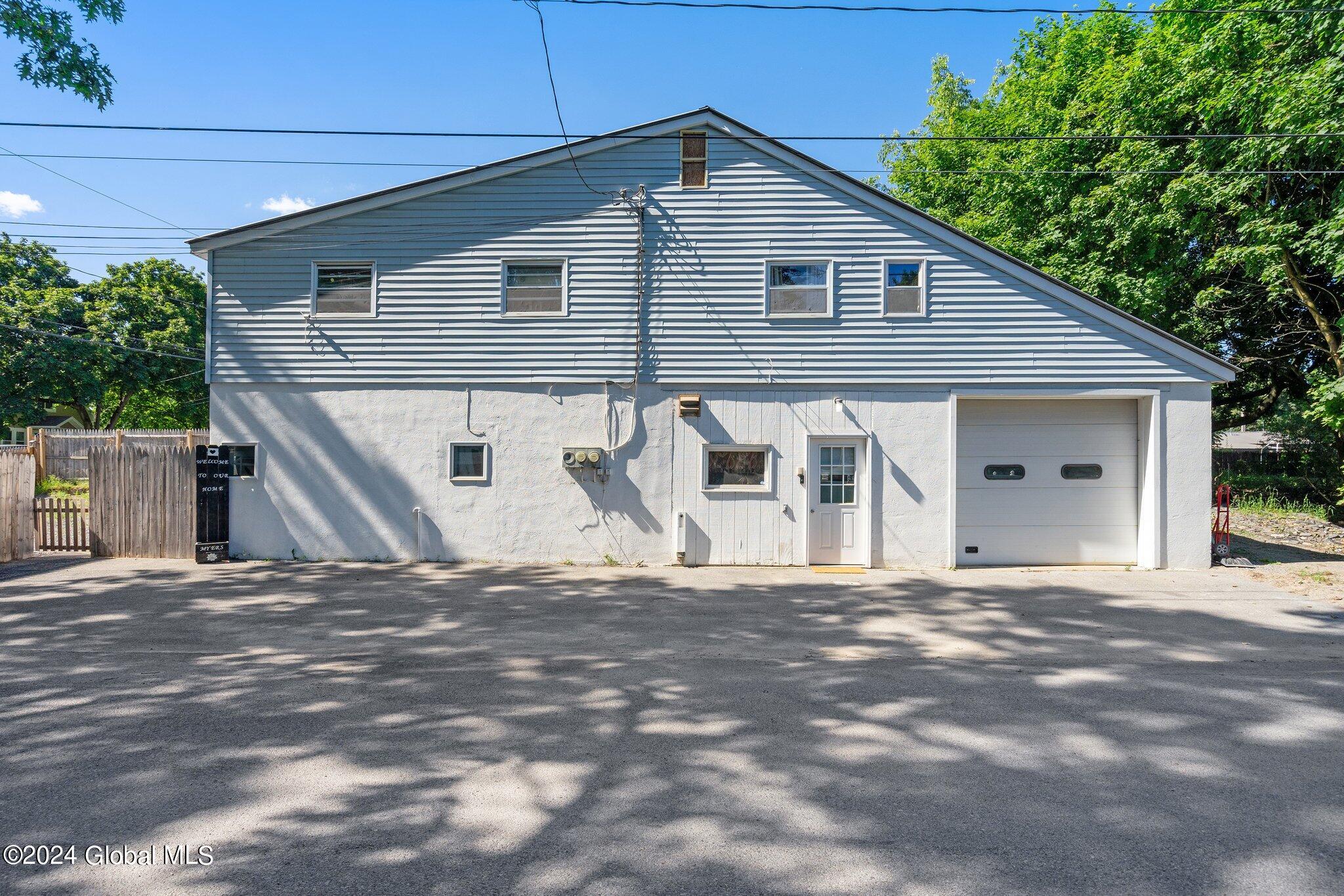 124 Broad Street