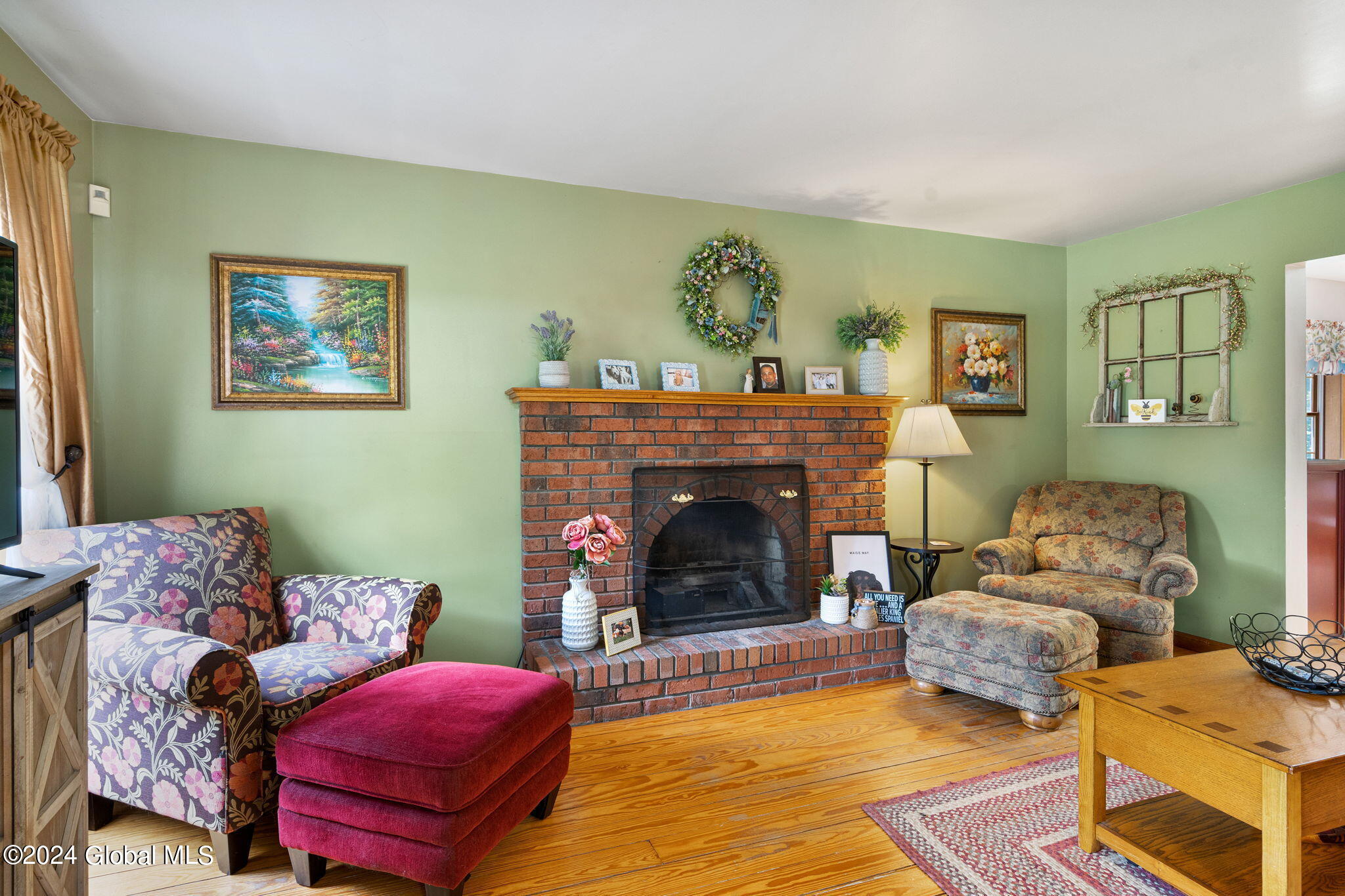 221 Sheer Road